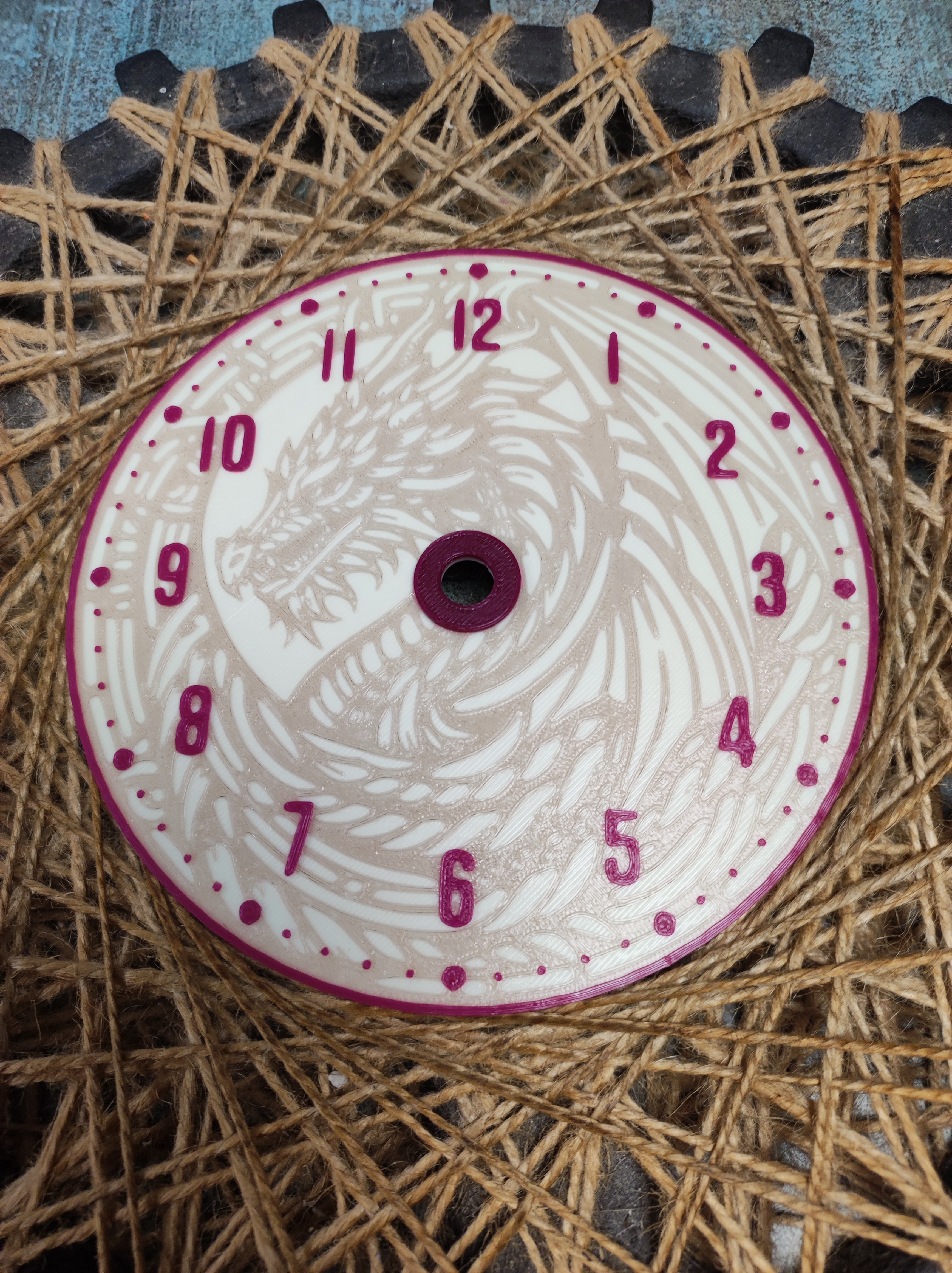 Miniatura 44 do modelo 3D Dragon clock faces (clock dials)