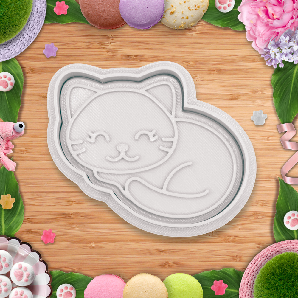 Cute sleepy kitty cookie cutter / stamp