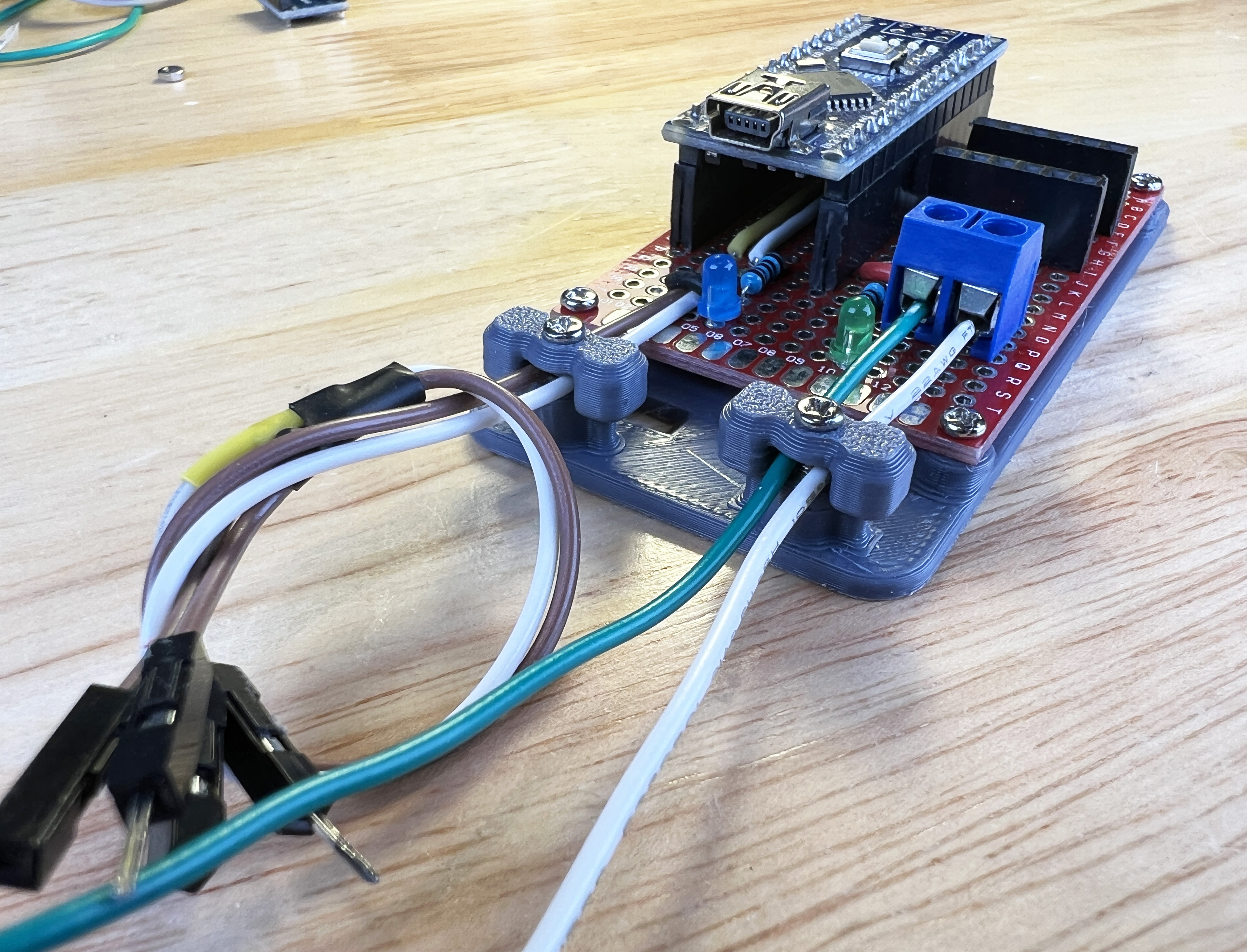 Mounting Plate for 4x6 Perforated Circuit Board