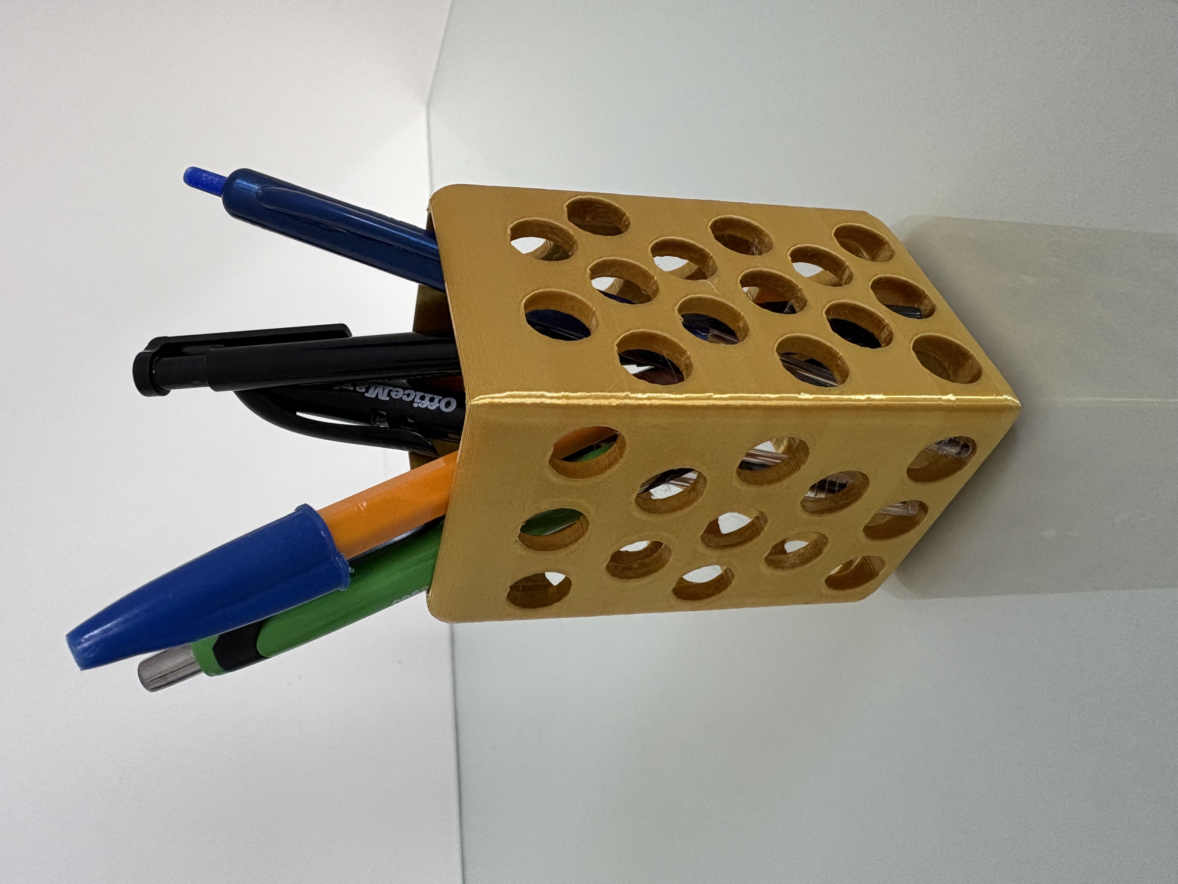 Pen holder
