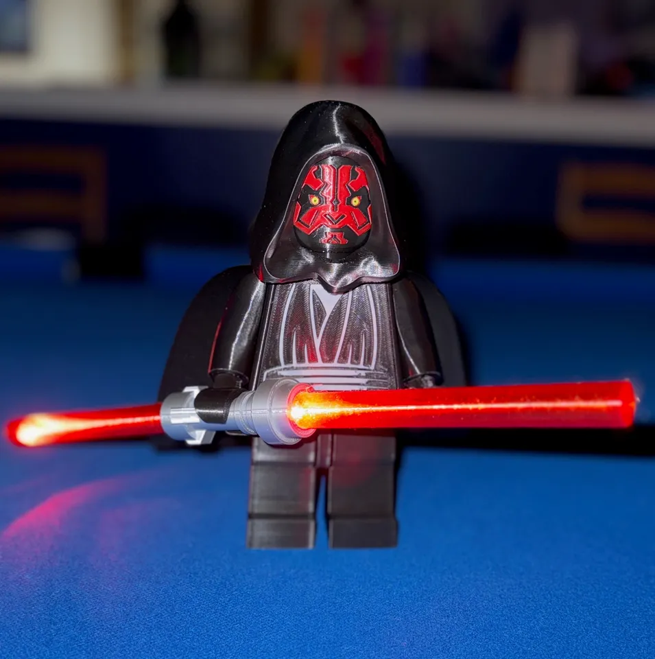 Star Wars Darth Maul Brick MegaFigure (5:1 Scale) by BrickDreams