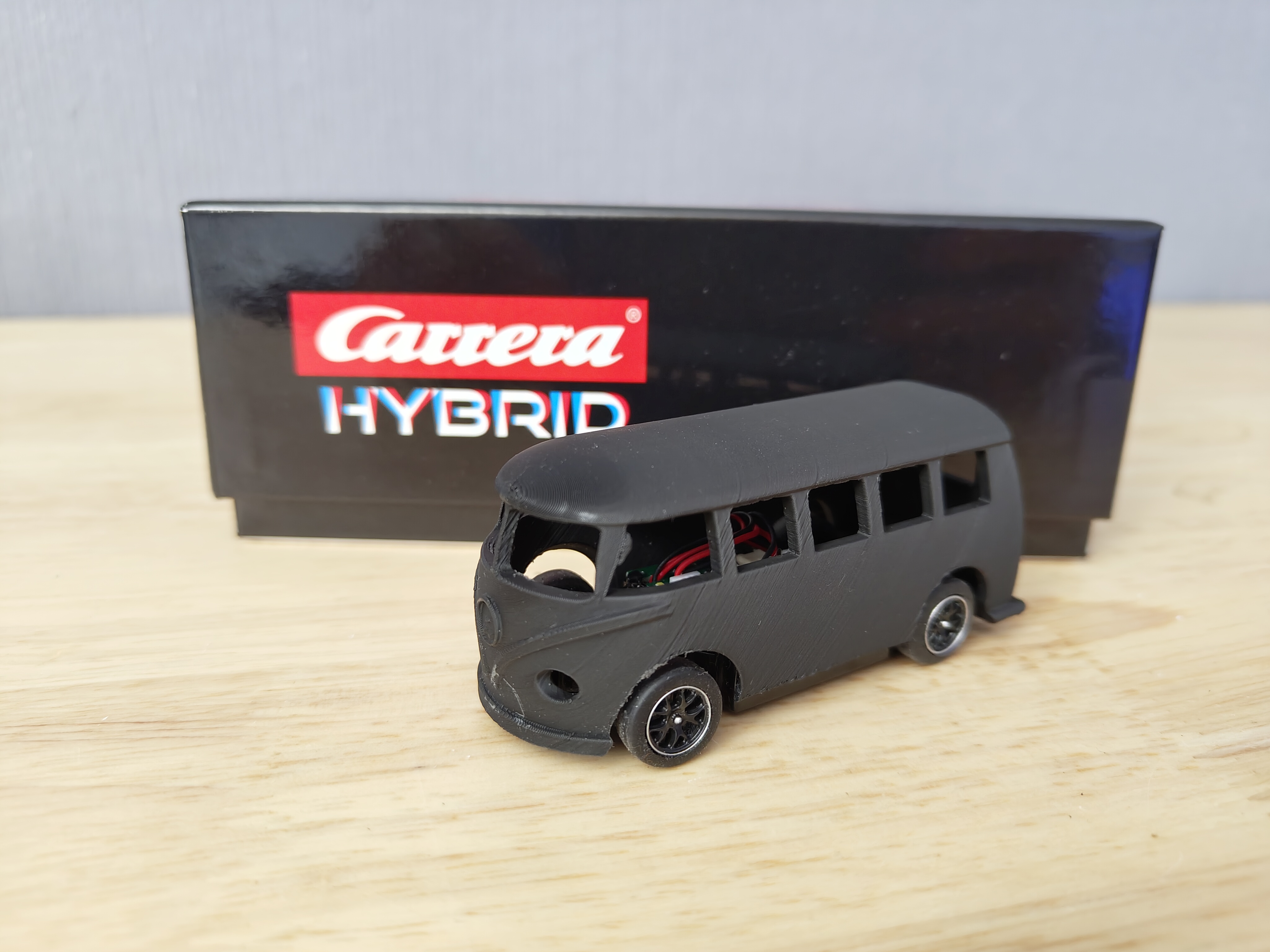 Carrera Hybrid VW-Bus