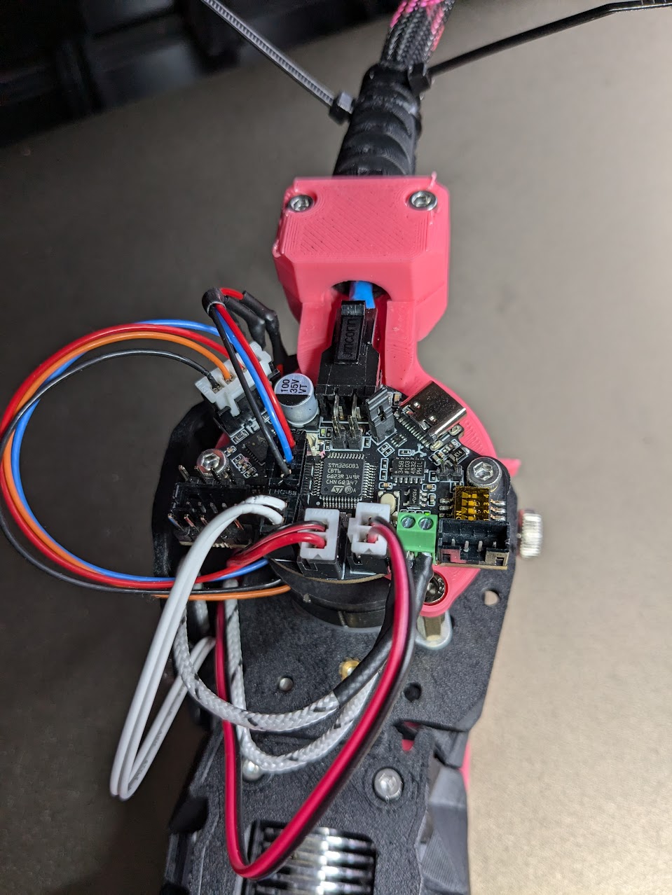 EBB36 v1.2 CW2 mount with PUG