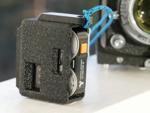 Voigtländer VCII meter case