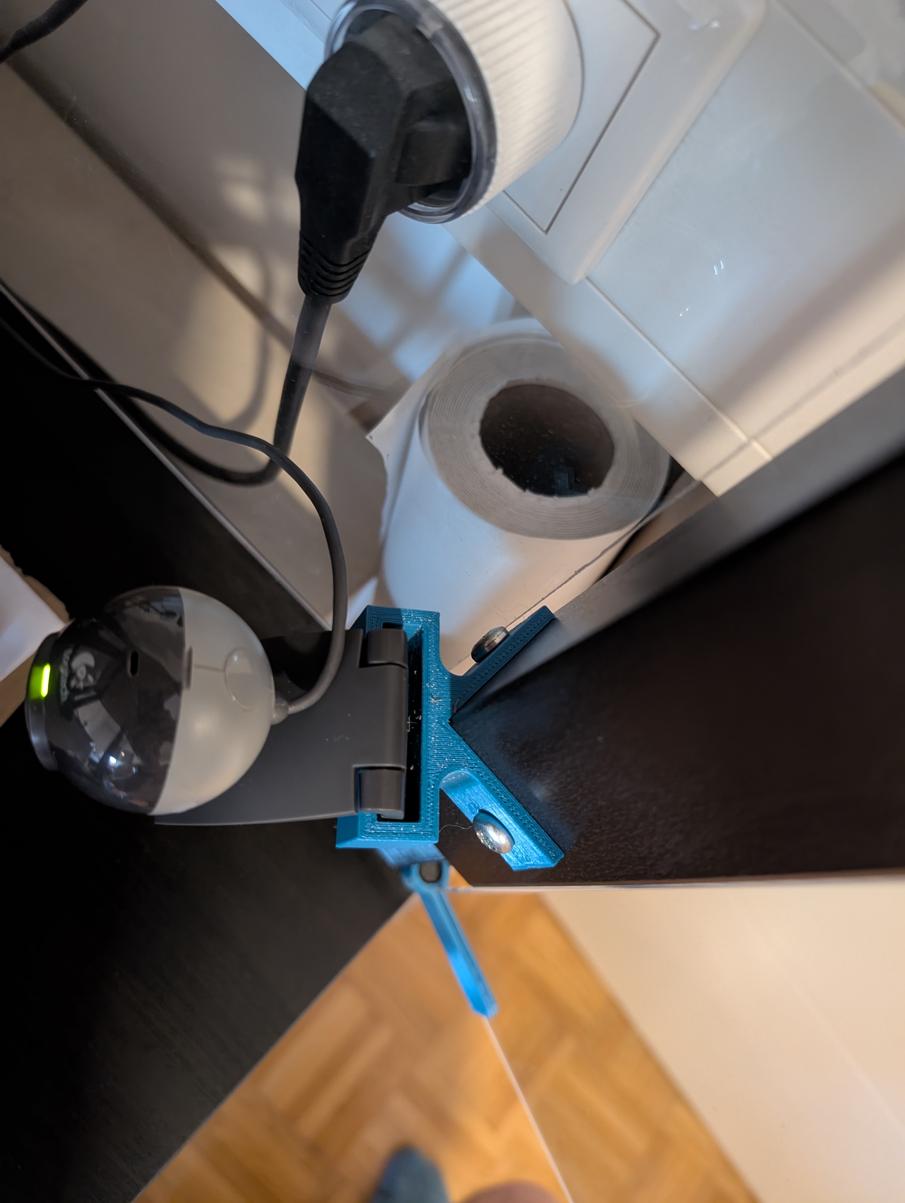 Miniatura 2 do modelo 3D Ikea Lack Simple Camera Mount