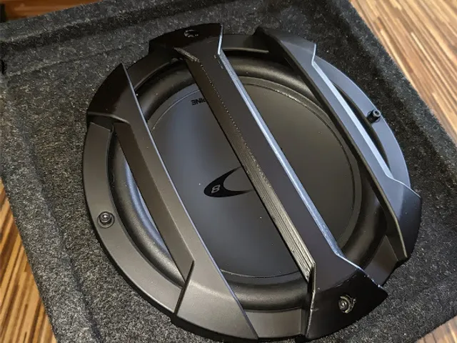 Additional speaker cover for ALPINE SWE-815