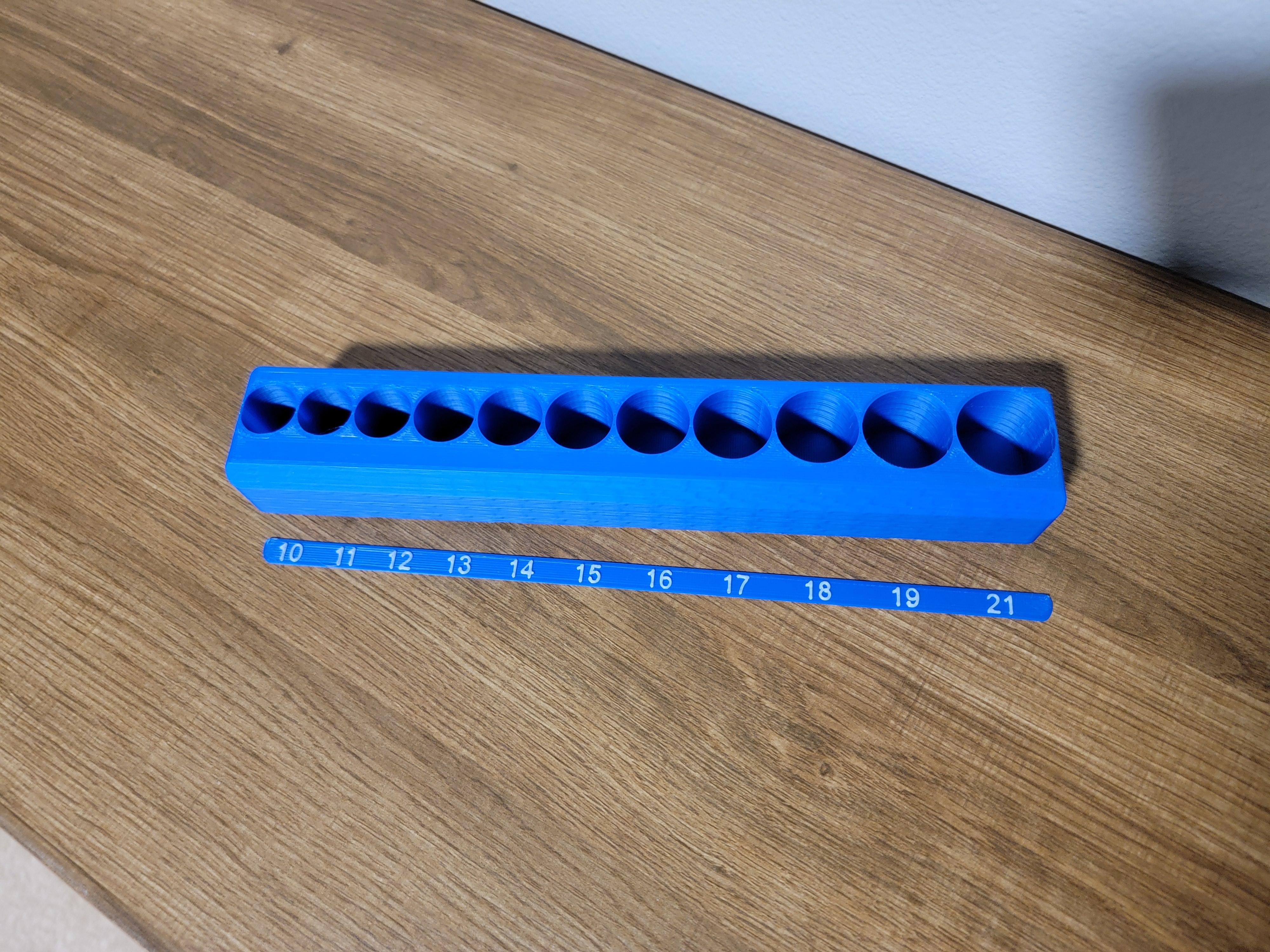 Miniatura 6 do modelo 3D Socket Holders 3/8" Drive - Gridfinity (1 row)