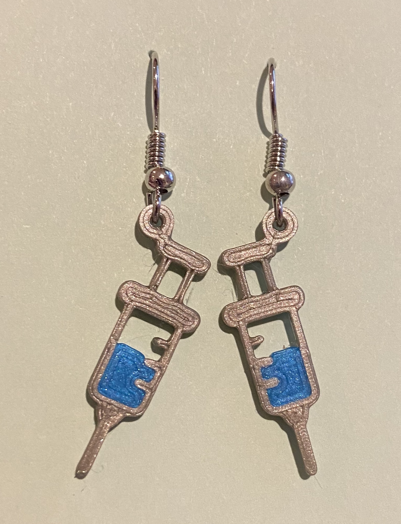 Miniatura 4 do modelo 3D Syringe earrings