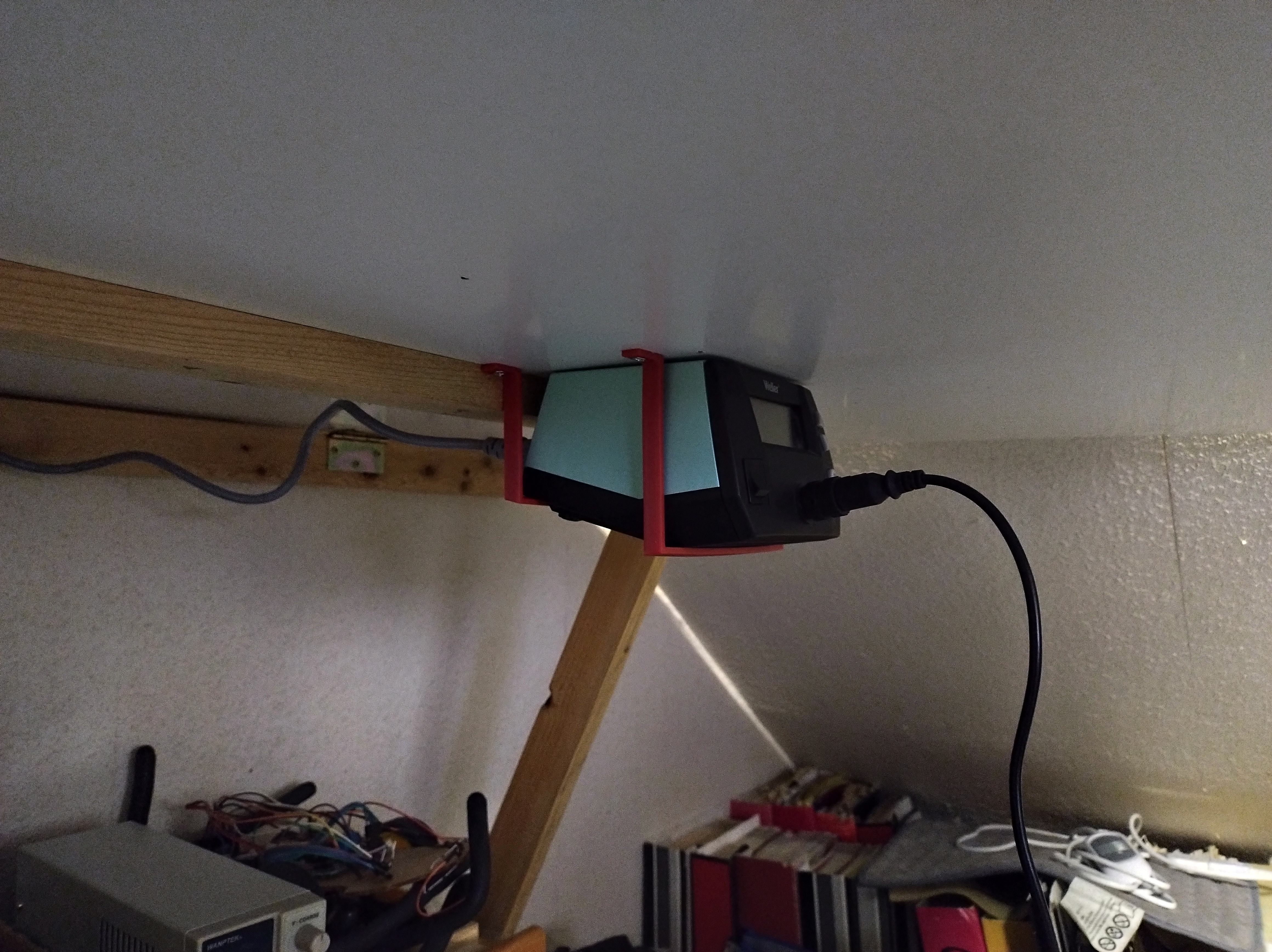 Halter für Weller WE1010 Lötstation