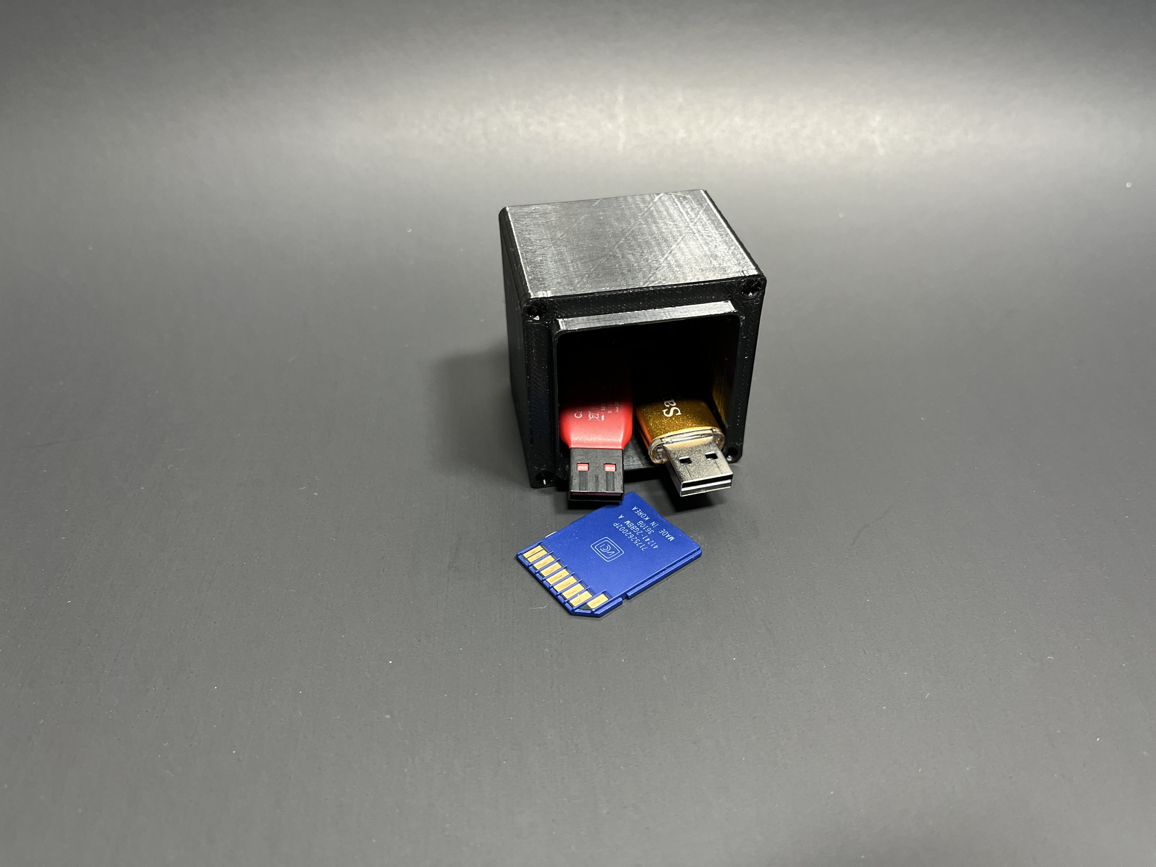Magnetic Parametric Storage Box