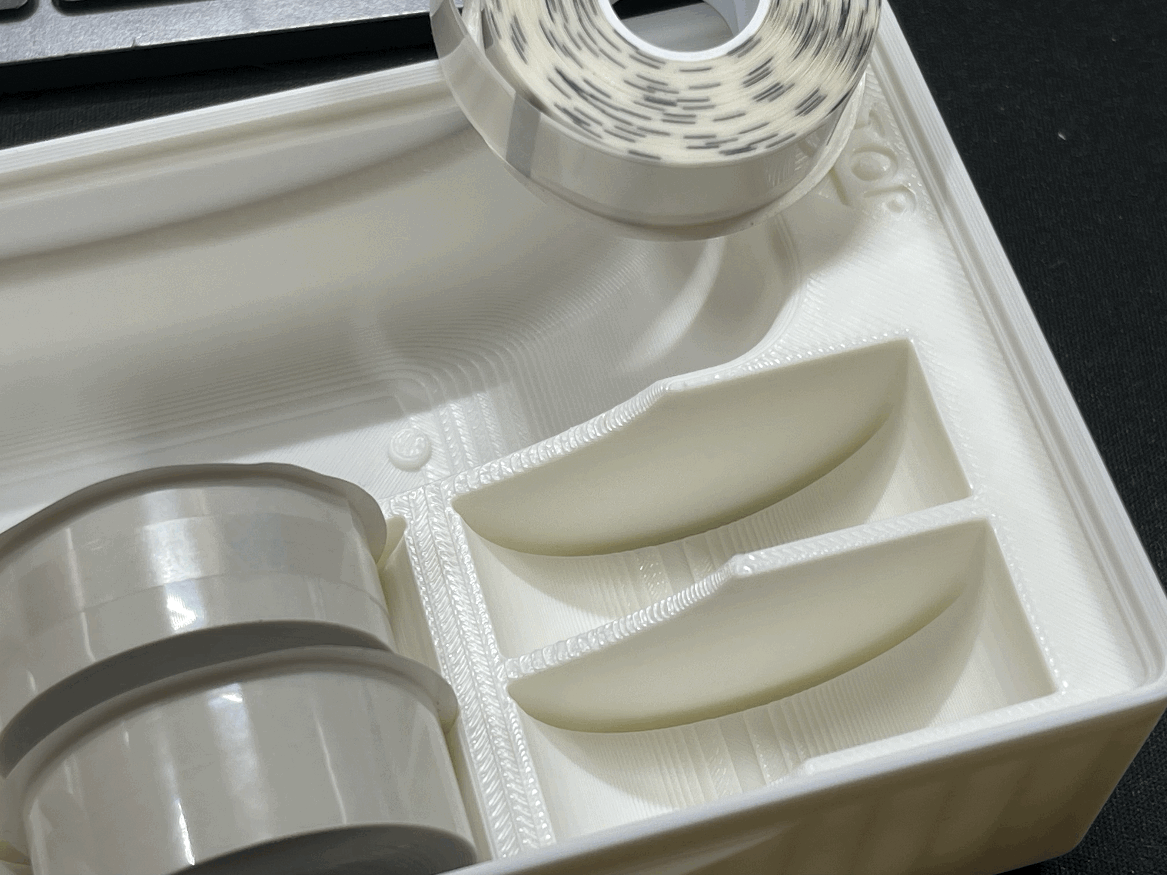 Gridfinity Tray for Supvan E10 Label Maker + Rolls — miniatura 4