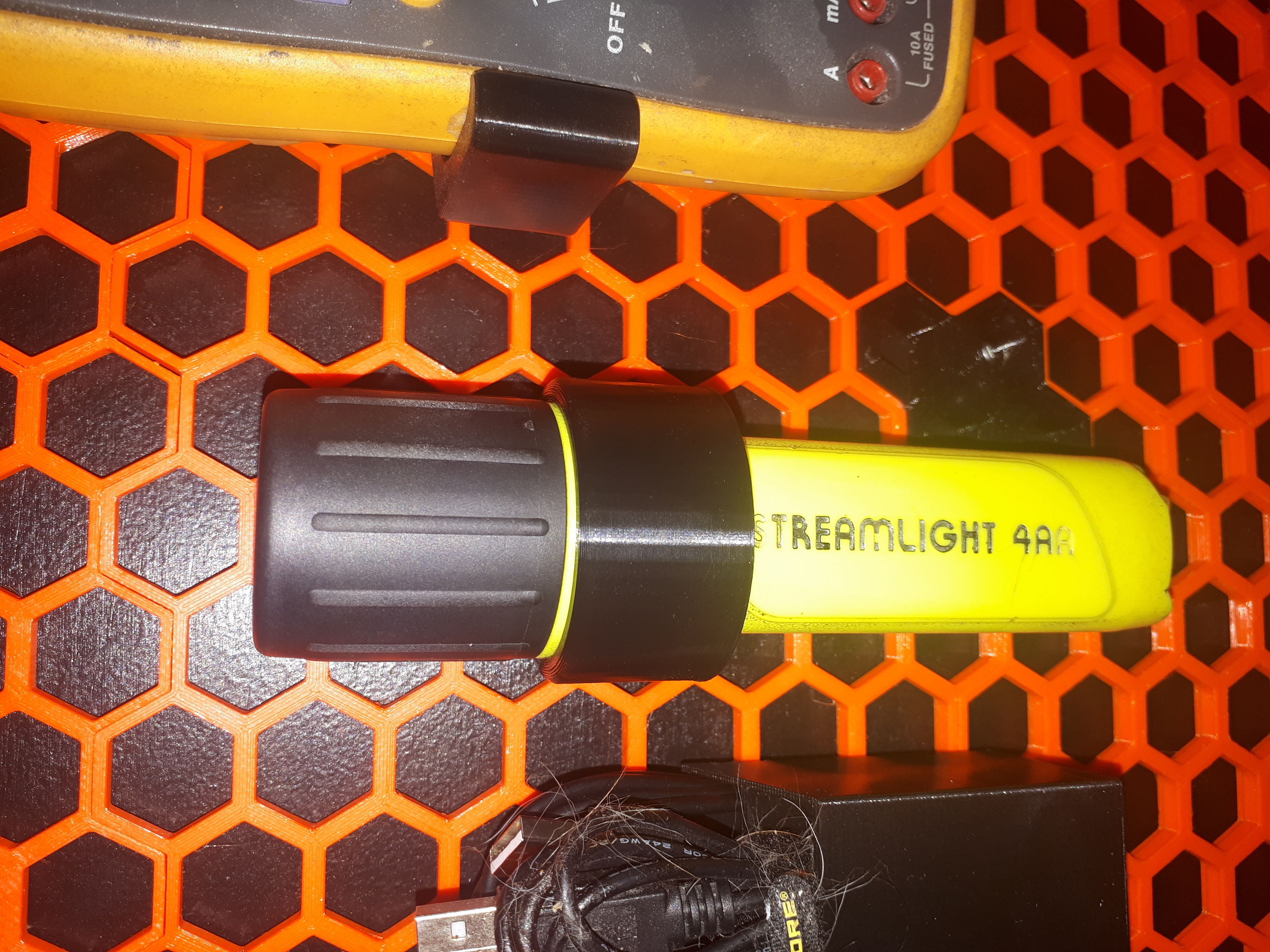 Streamlight 4AA Honeycomb Storage Wall (HSW) Mount