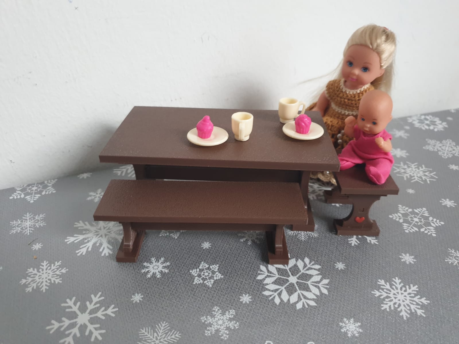 Mini bench