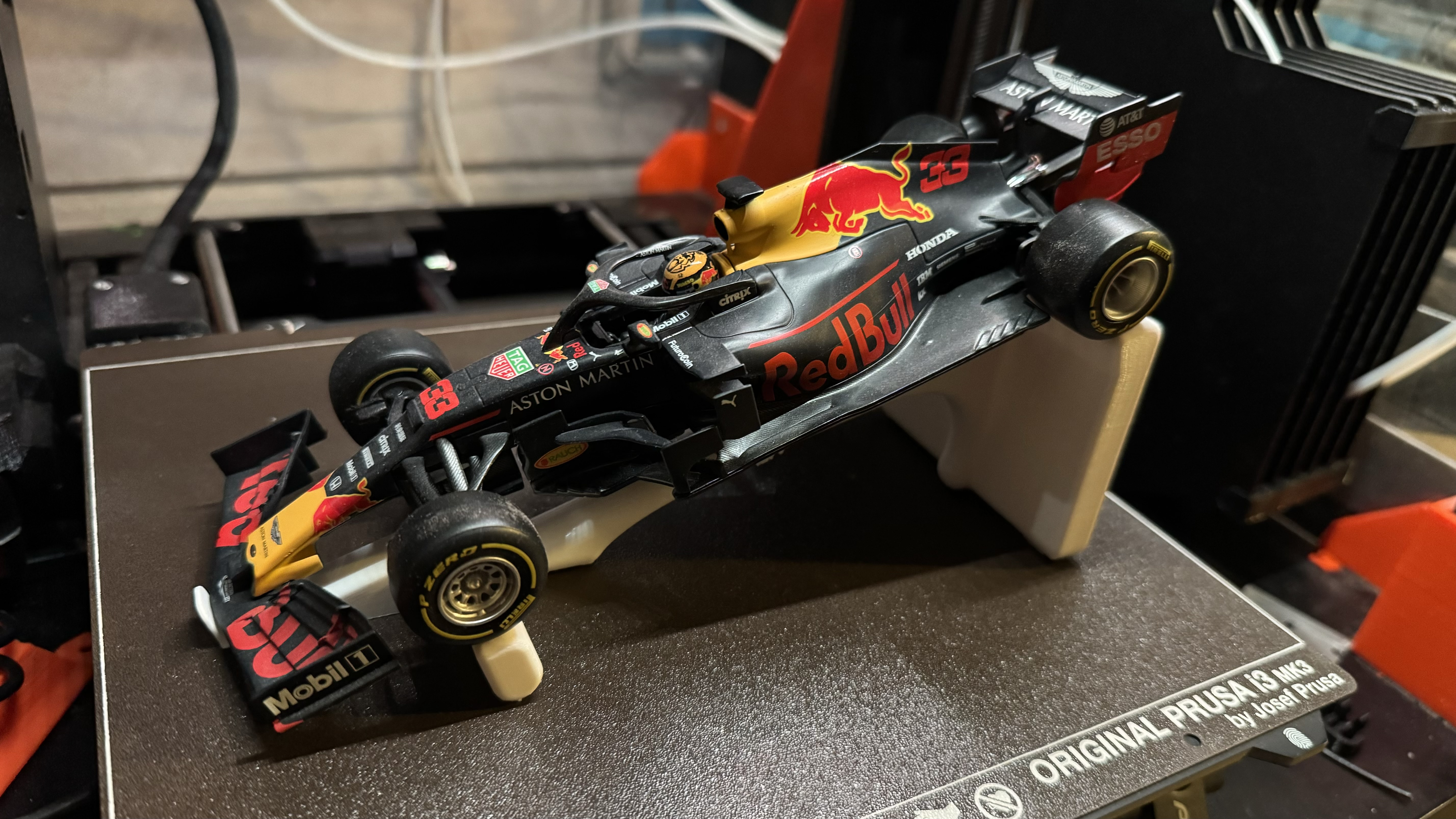 F1 model car stand