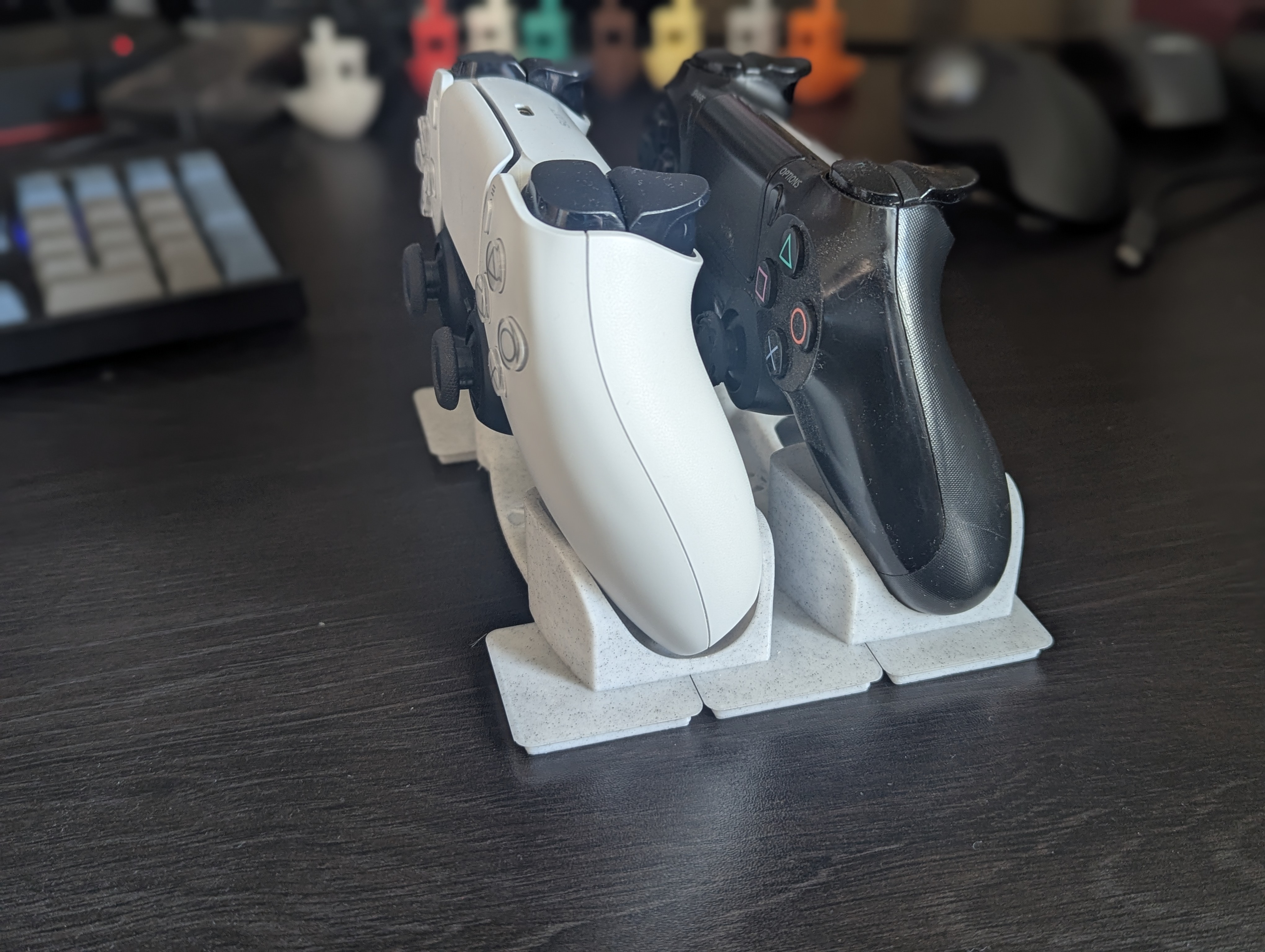 Xbox Dual Controller Stand on Gridfinity plate — miniatura 5