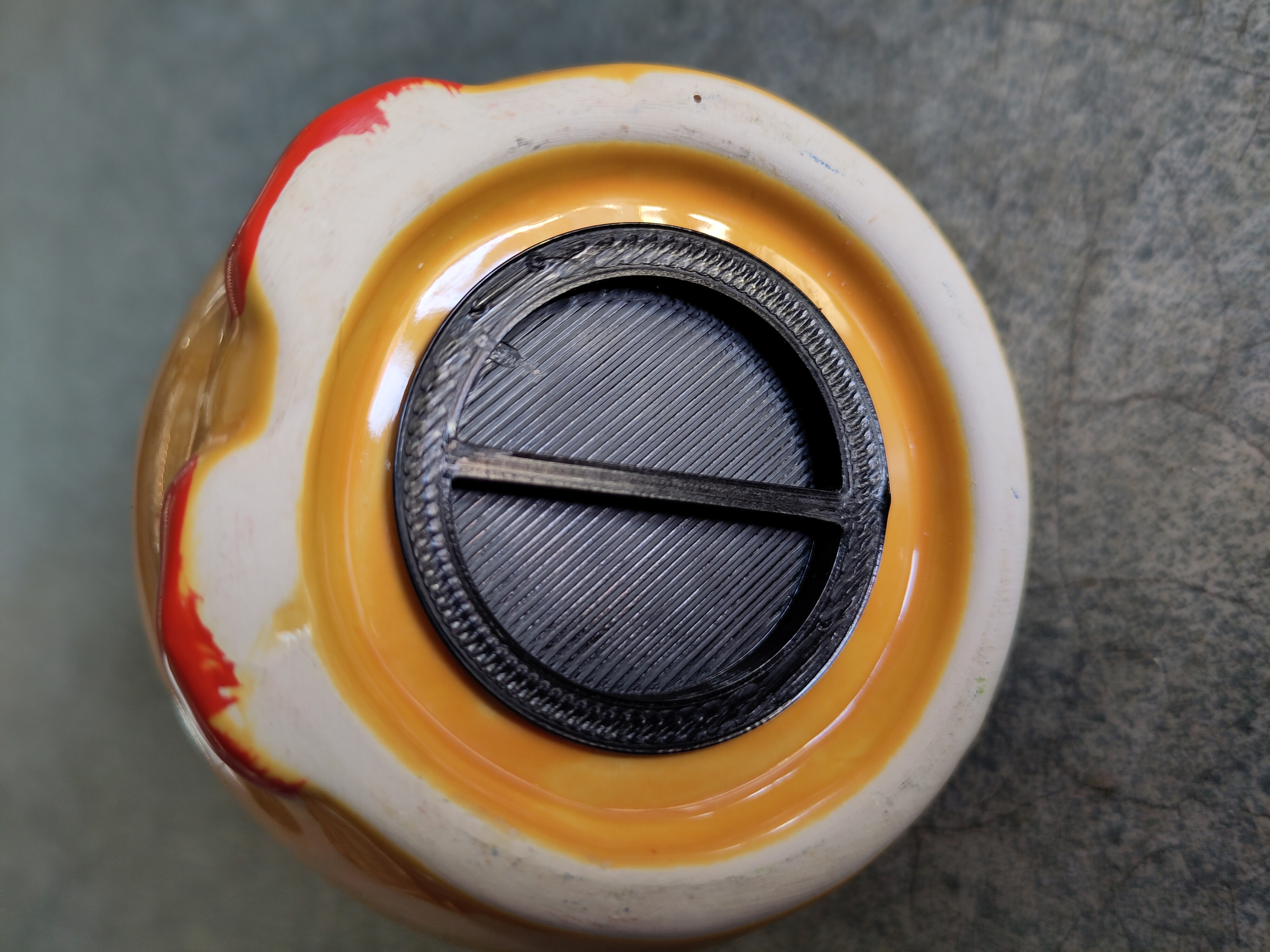 Flexible piggy bank lid / Flexibler Spardosendeckel