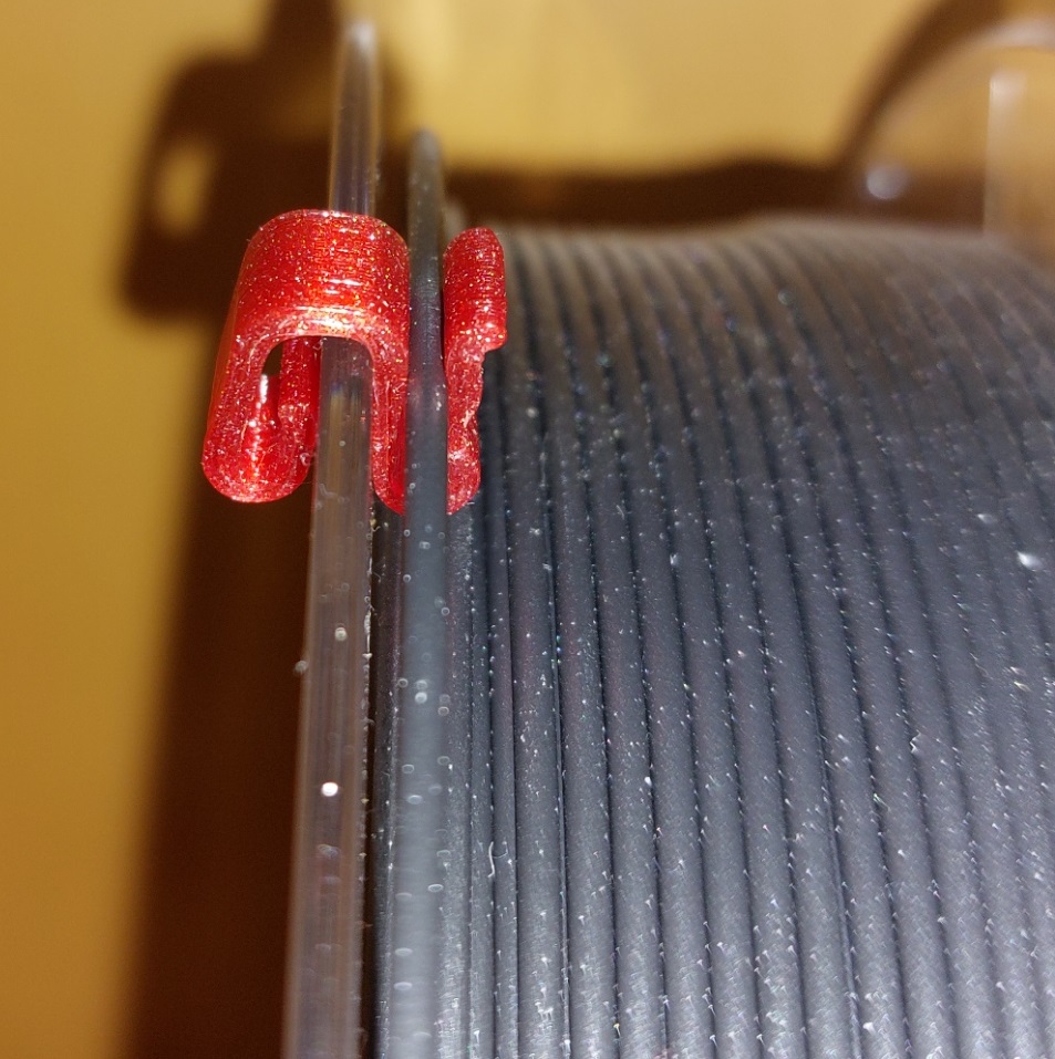 Miniatura 7 do modelo 3D Tiny Filament Spool Clip