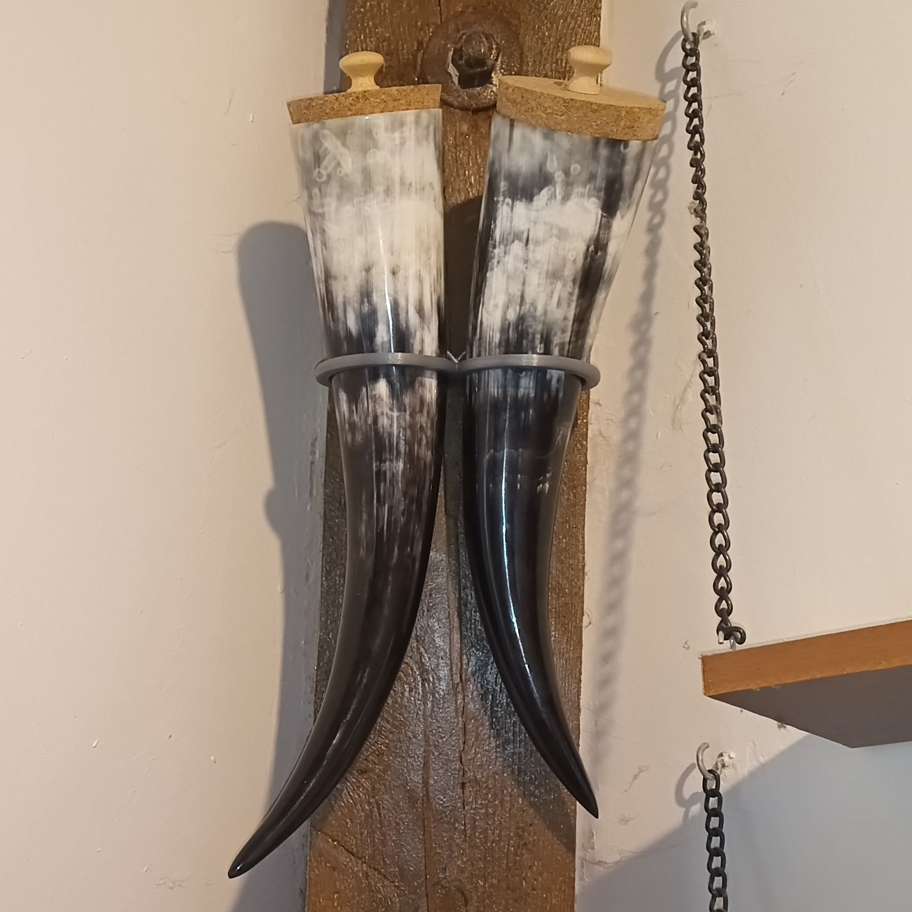 Drinking Horns Wall Mount (držák na rohy) — miniatura 2