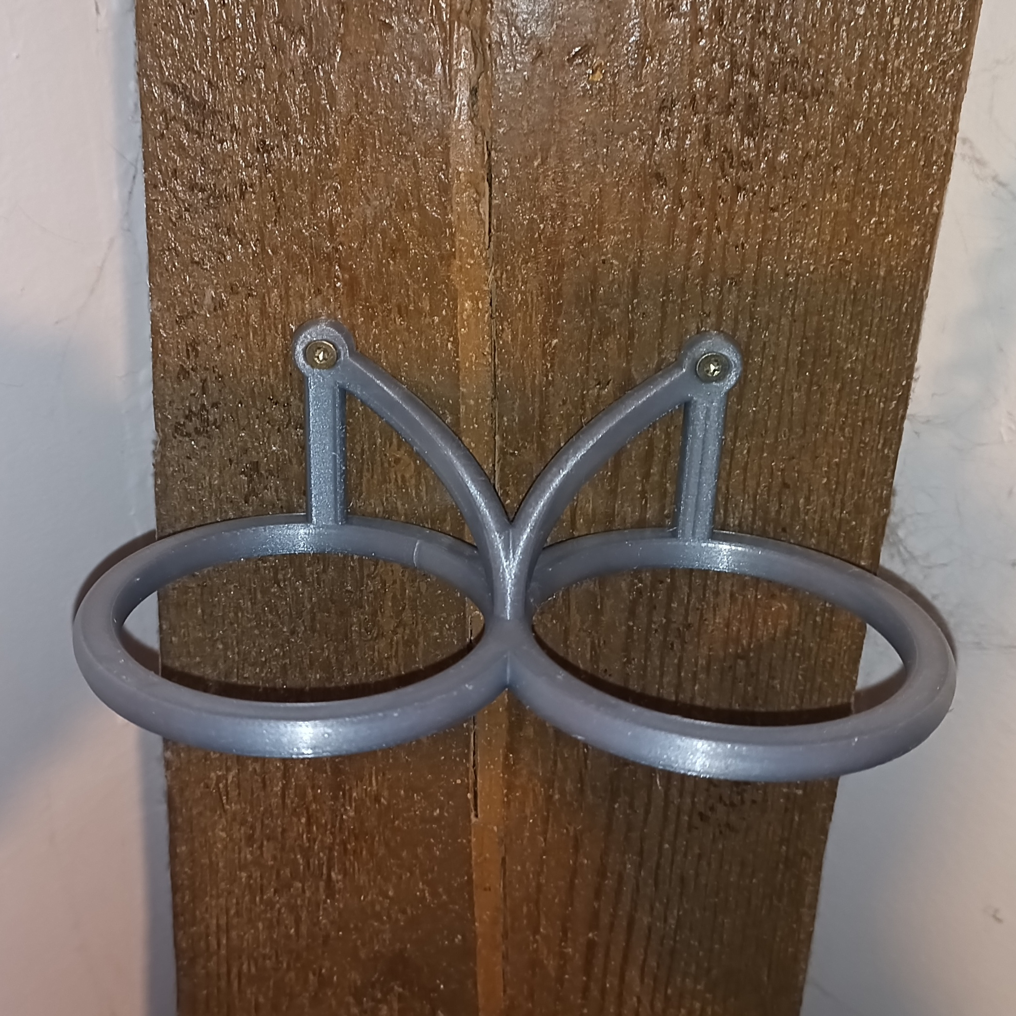 Drinking Horns Wall Mount (držák na rohy)