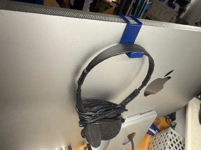 Headphone Holder for Apple Studio Display