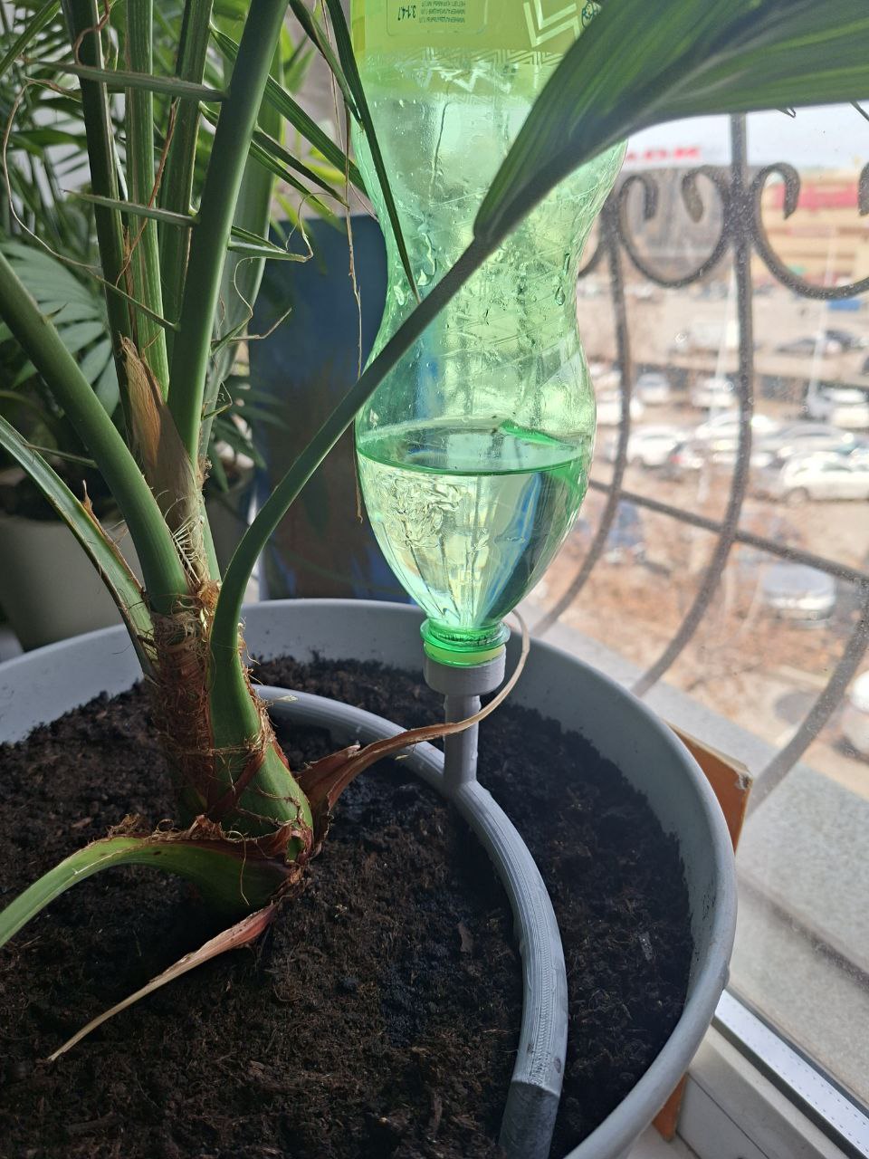 Gravity Plant Watering System (Universal Bottle Thread)
