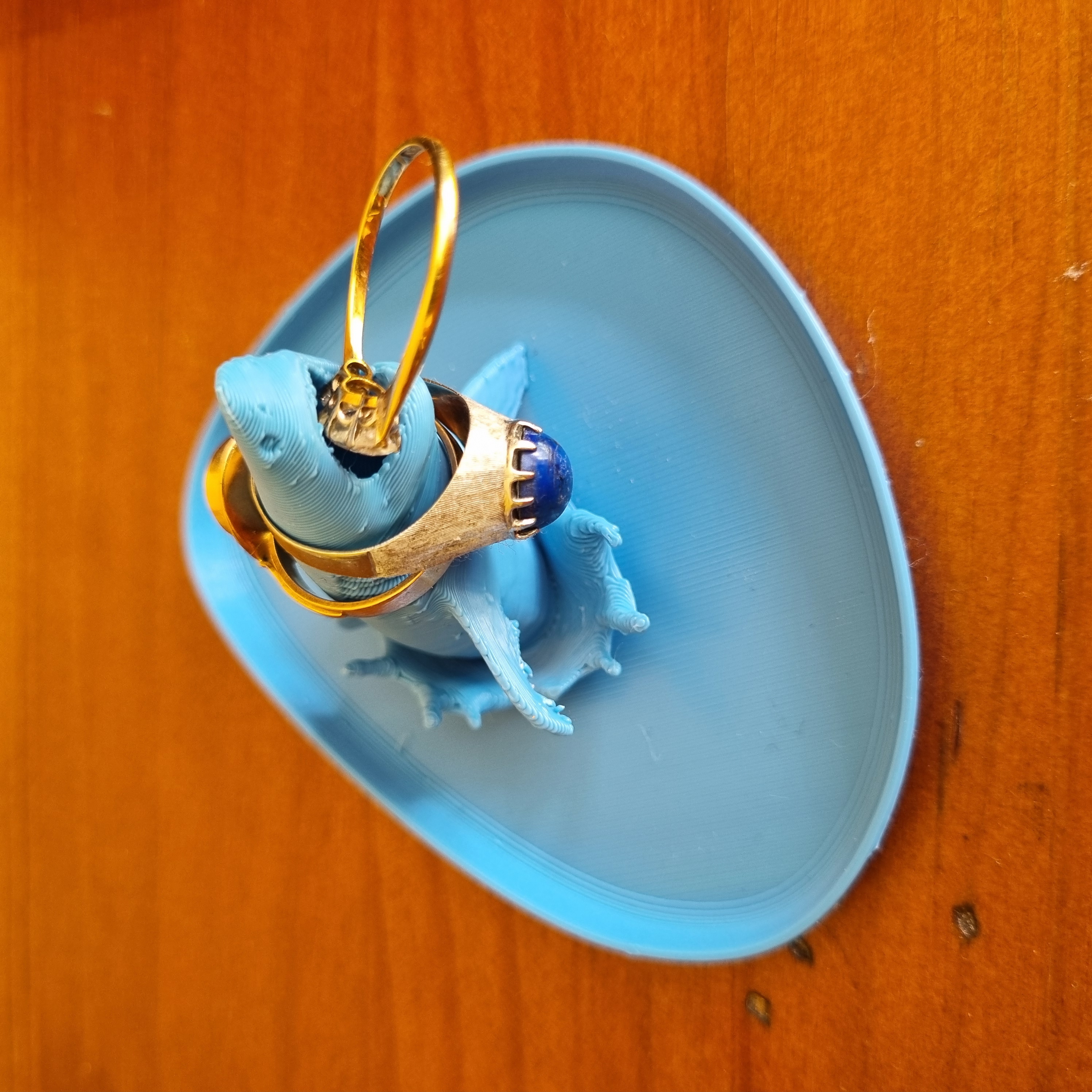 Miniatura 2 do modelo 3D Shark Ring Holder Dish