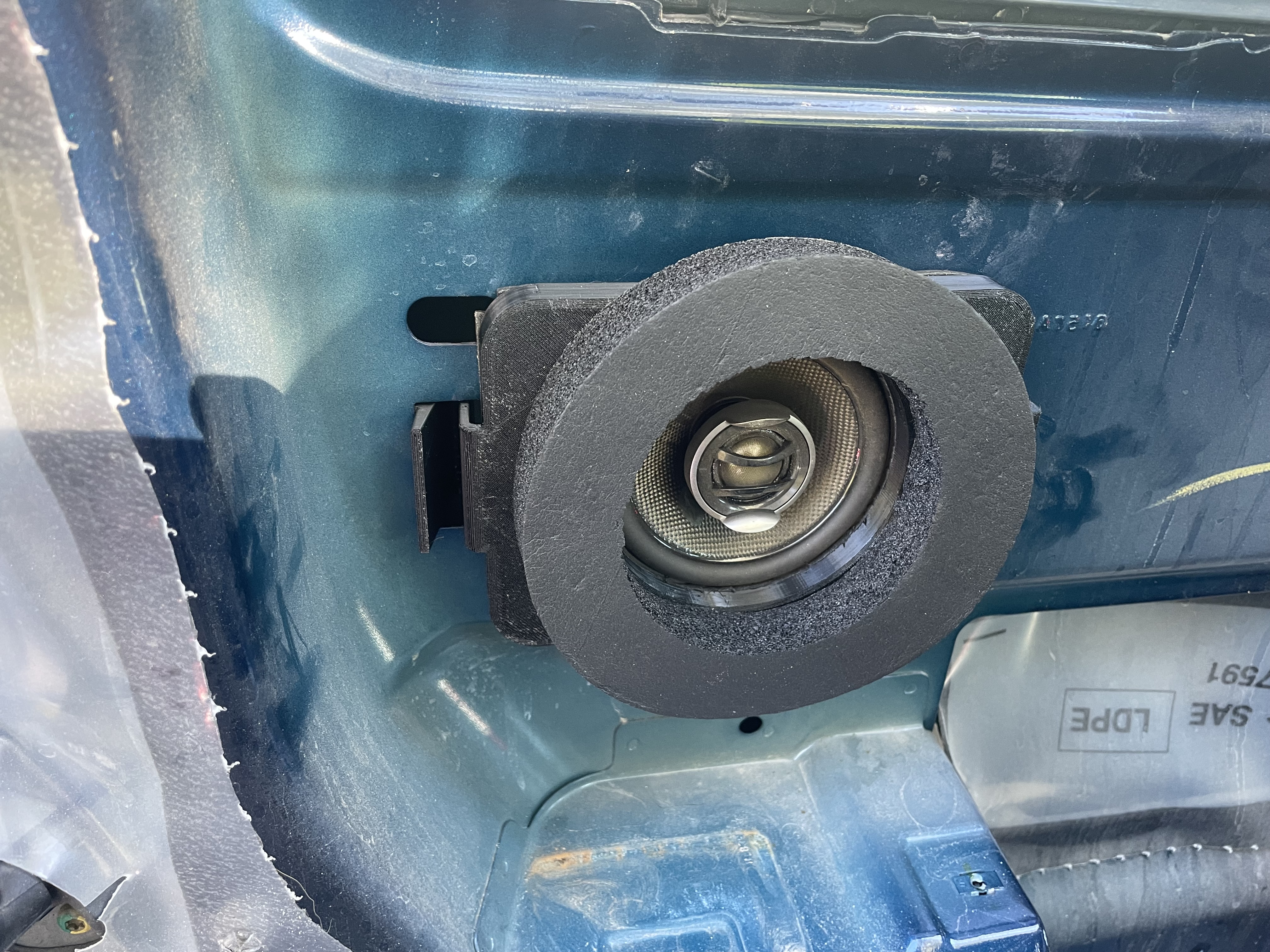 99-06 Silverado rear speaker adapters