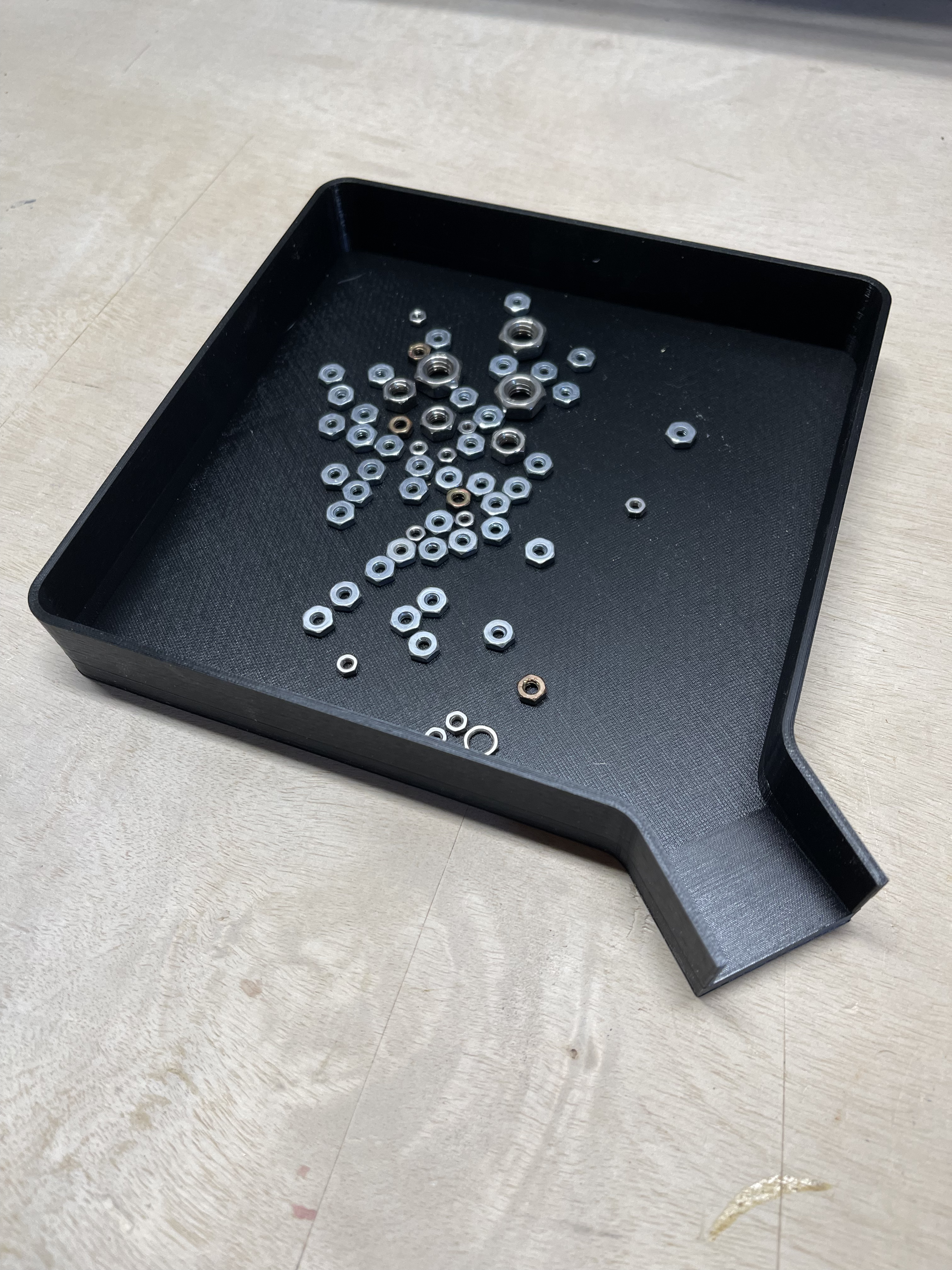 Sorter Tray with Funnel