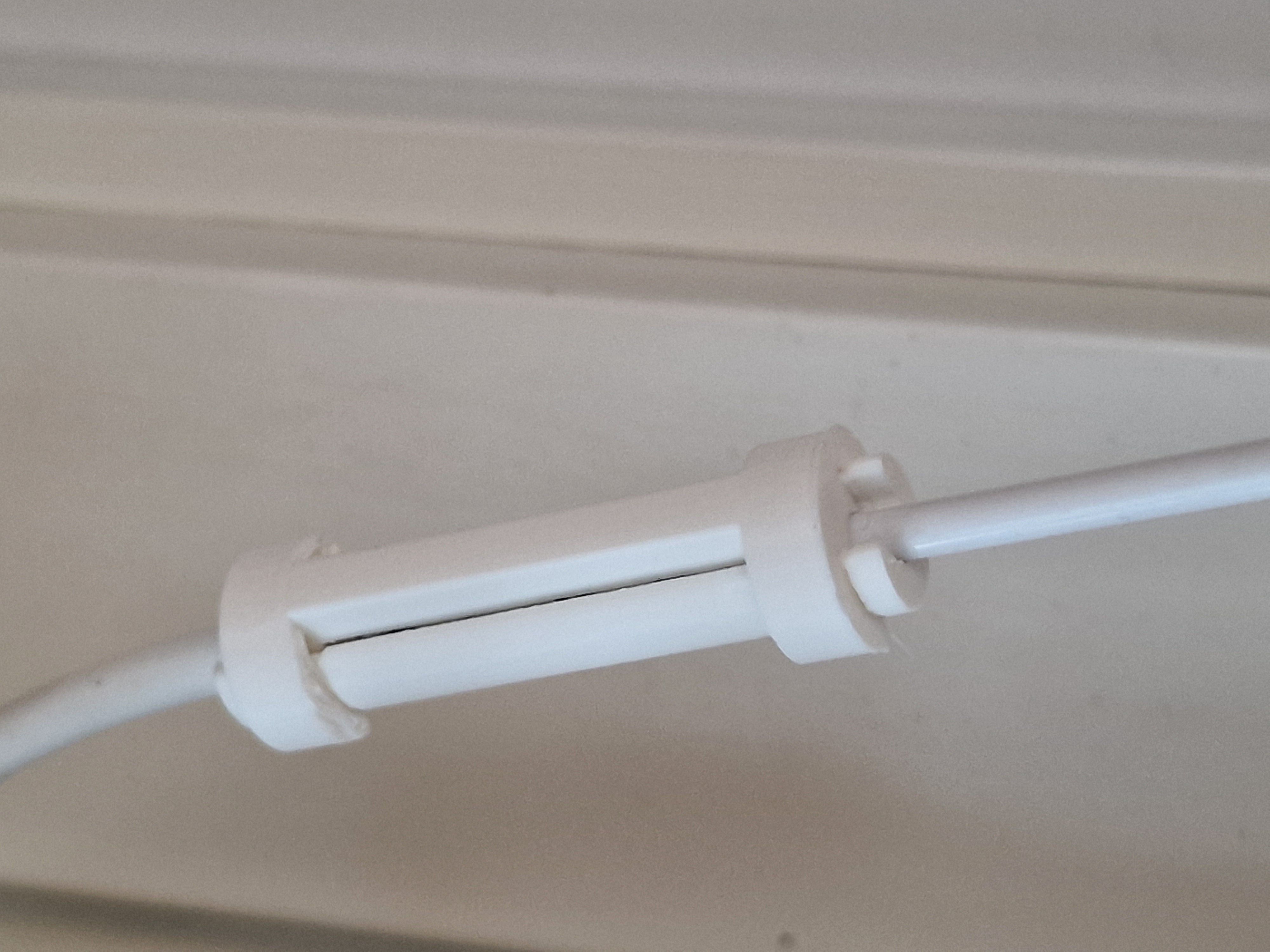 Window blinds adjuster connector