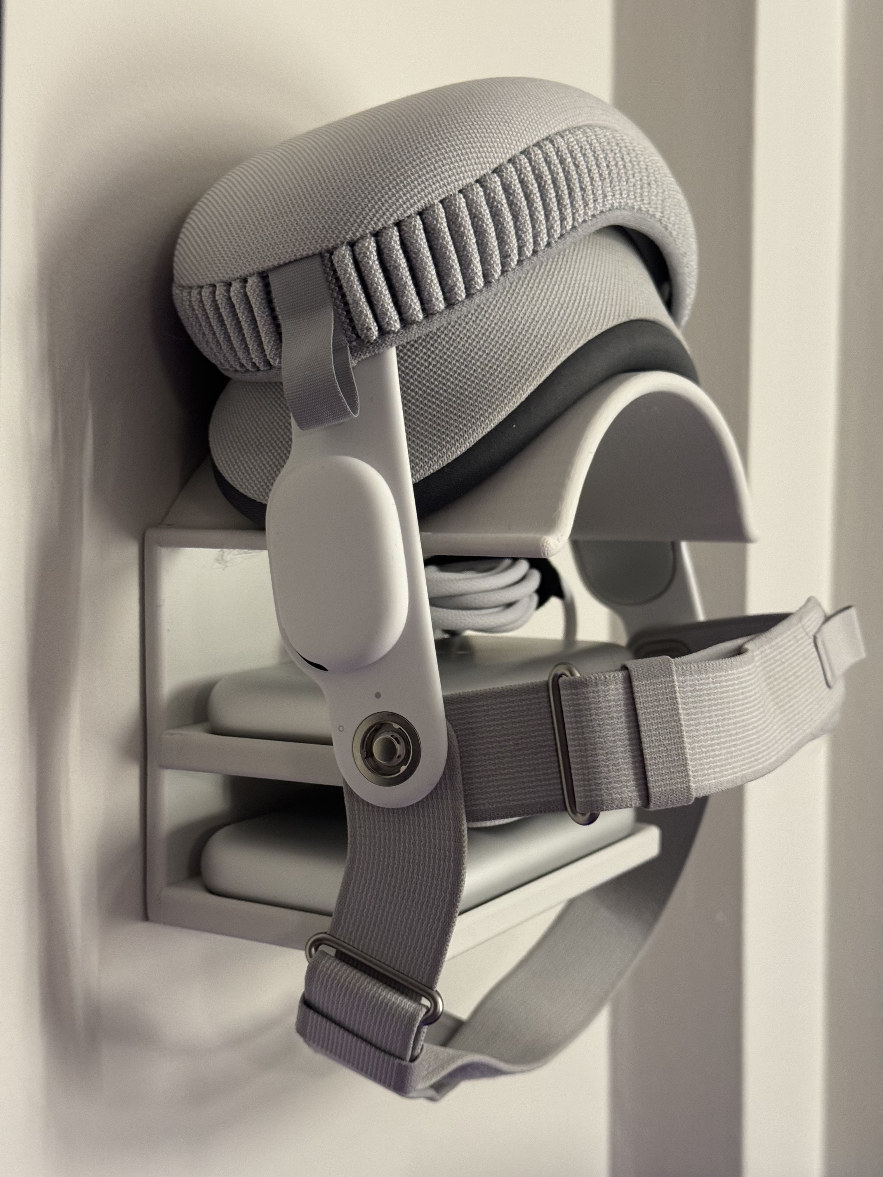 Apple Vision Pro Wall Mount