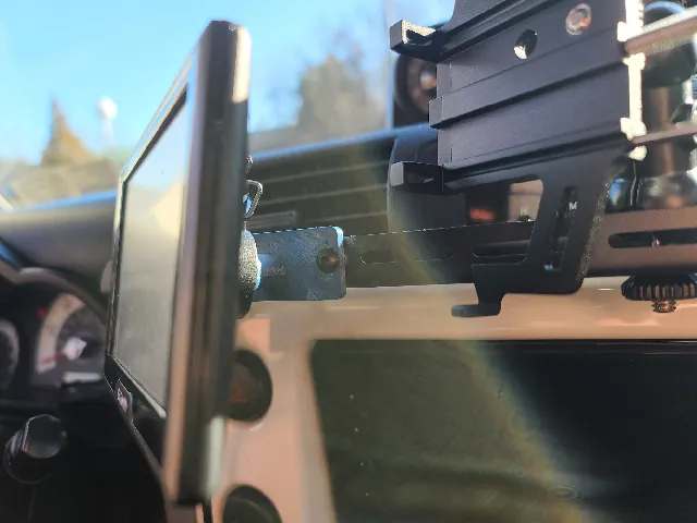 Garmin GPS Ball Bolt Mount