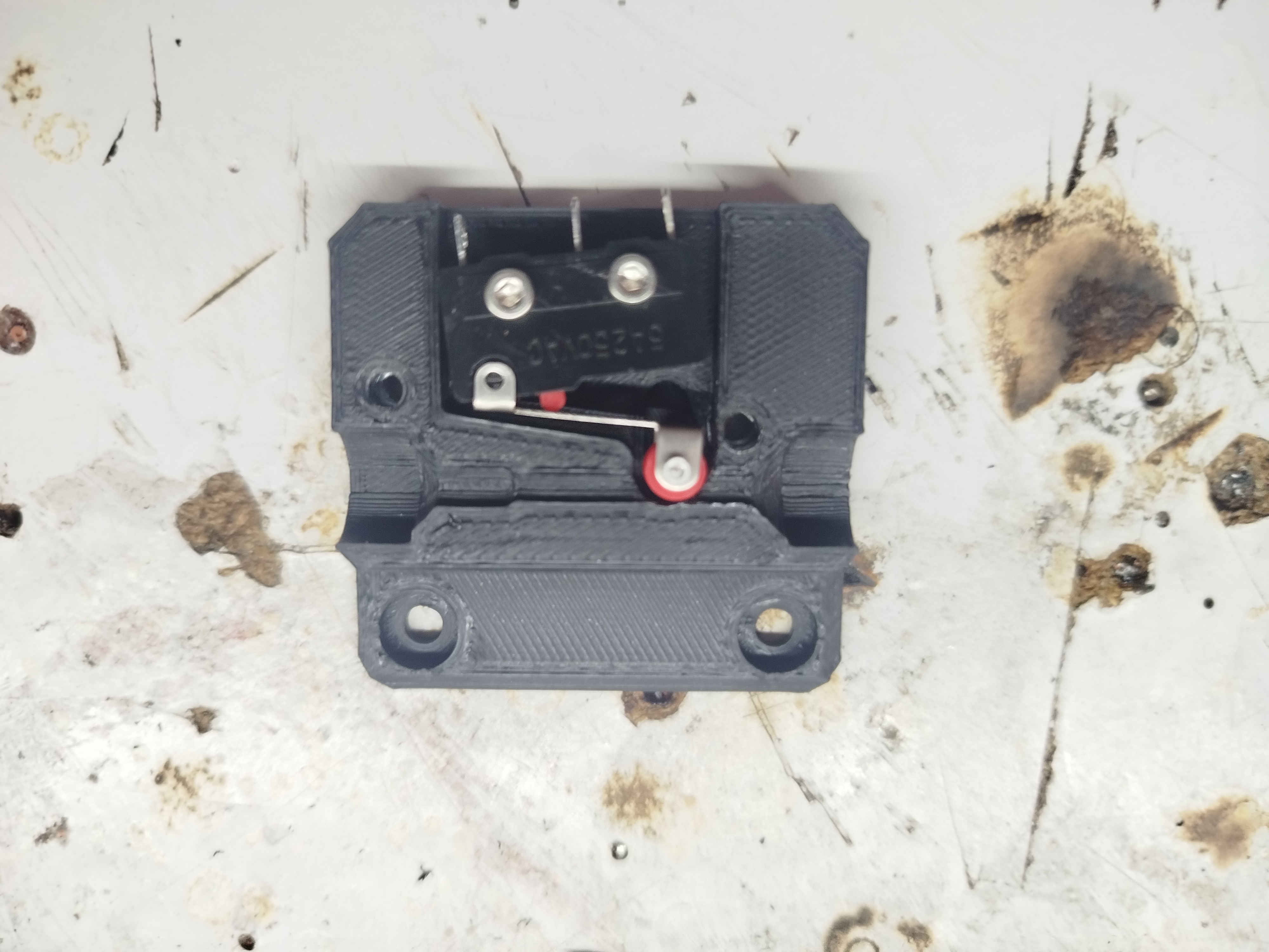 Miniatura 2 do modelo 3D Simple filament sensor