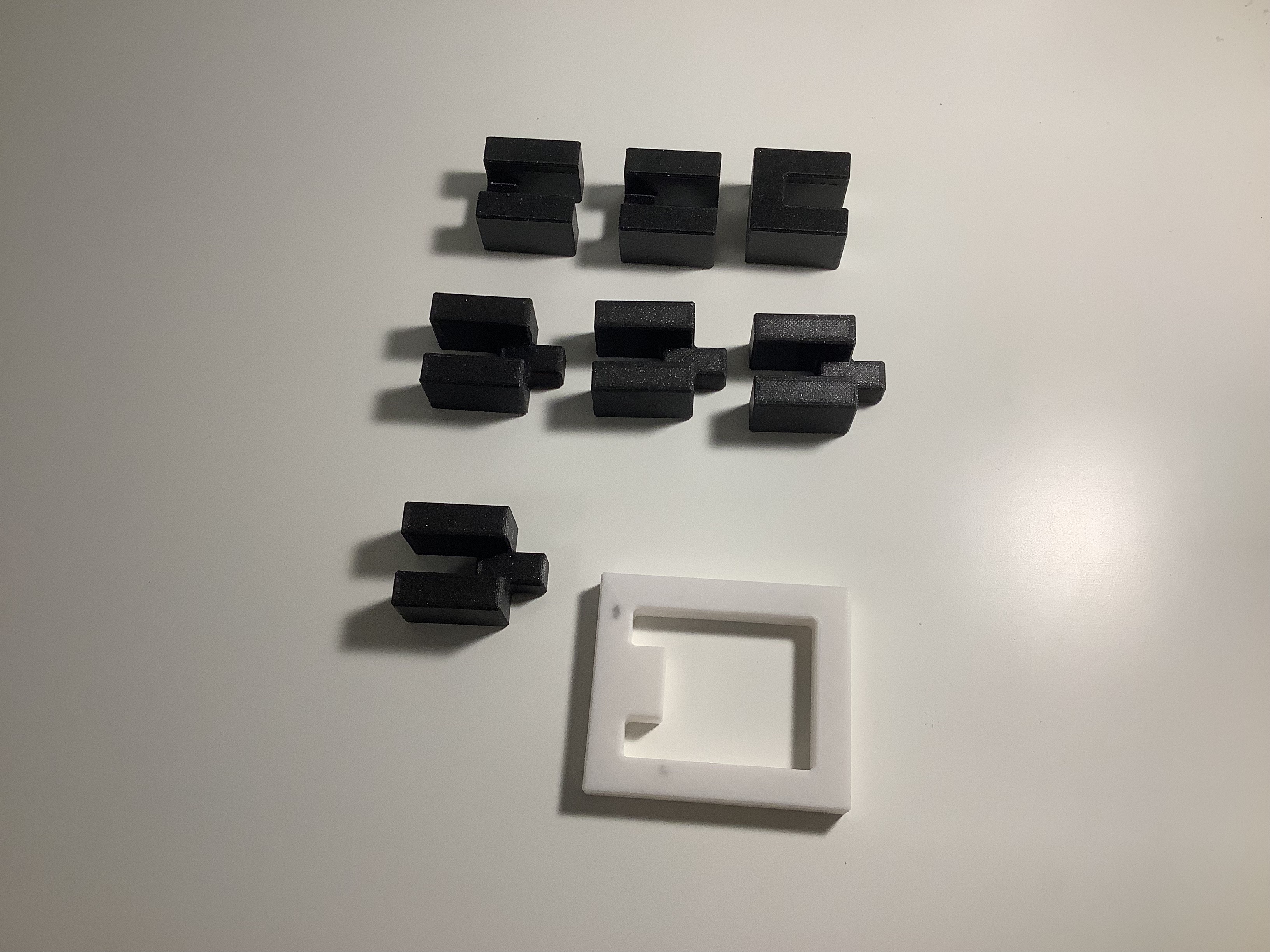 Oreo, a interlocking sliding puzzle — miniatura 2