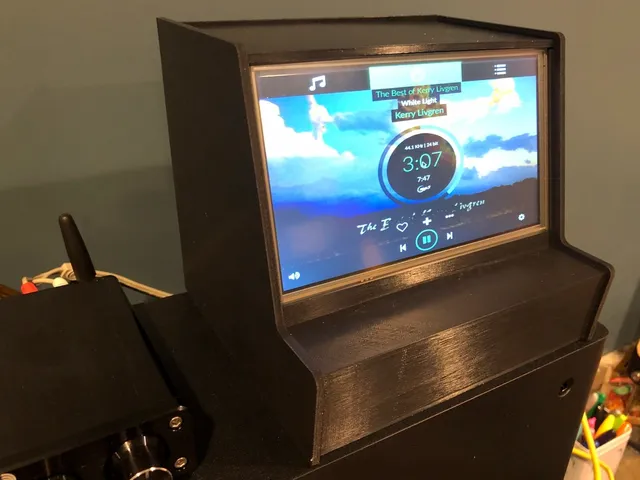 MoOde Jukebox with Touchscreen LCD and optional Pi-DAC Pro