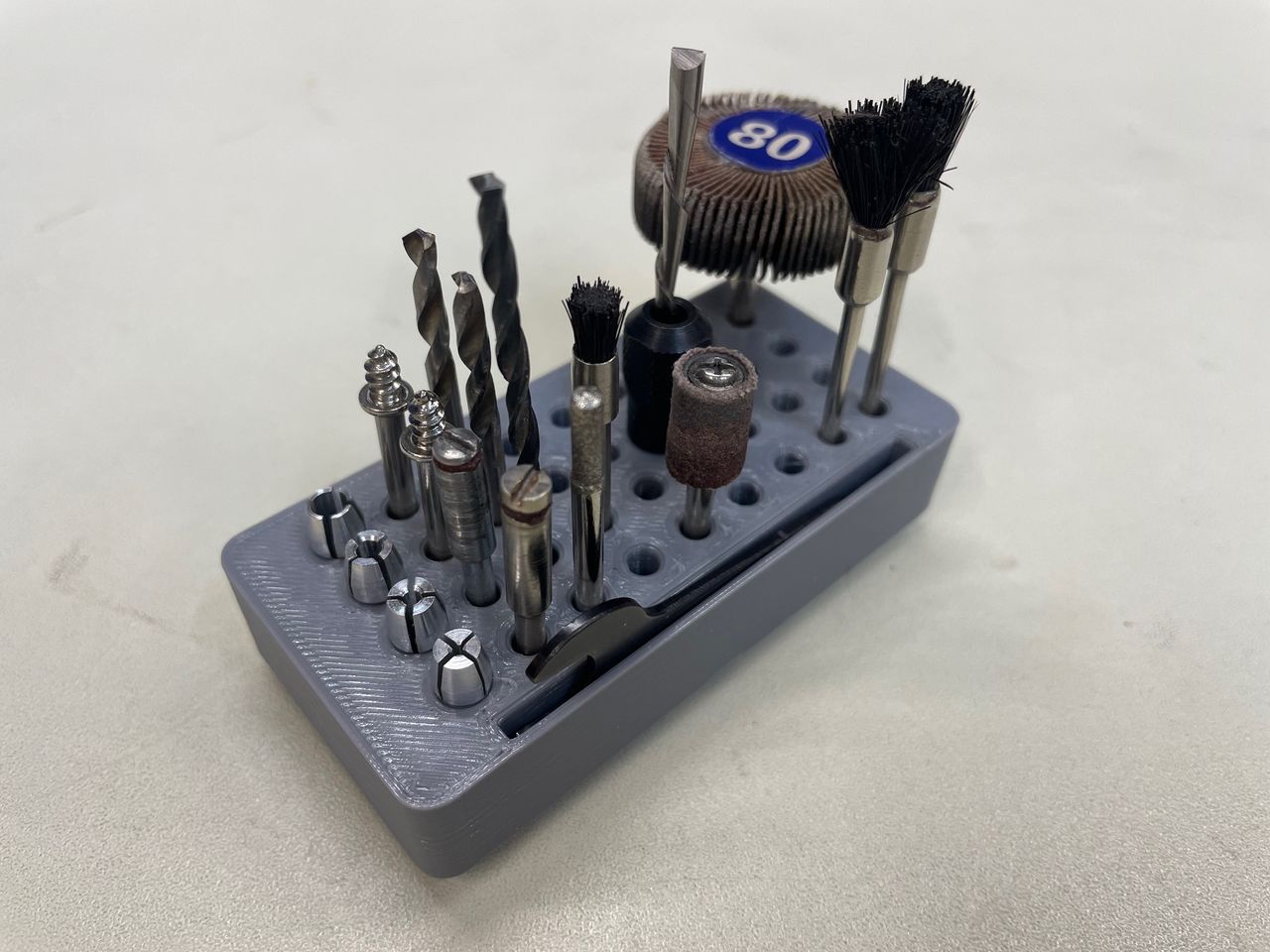 Gridfinity 1x2 bin Dremel Araçları, Spanner, Chuck ve Std. Dremel 3.15mm (1/8 ") Araçlar (Sadece Plastik Aparattır!!!)