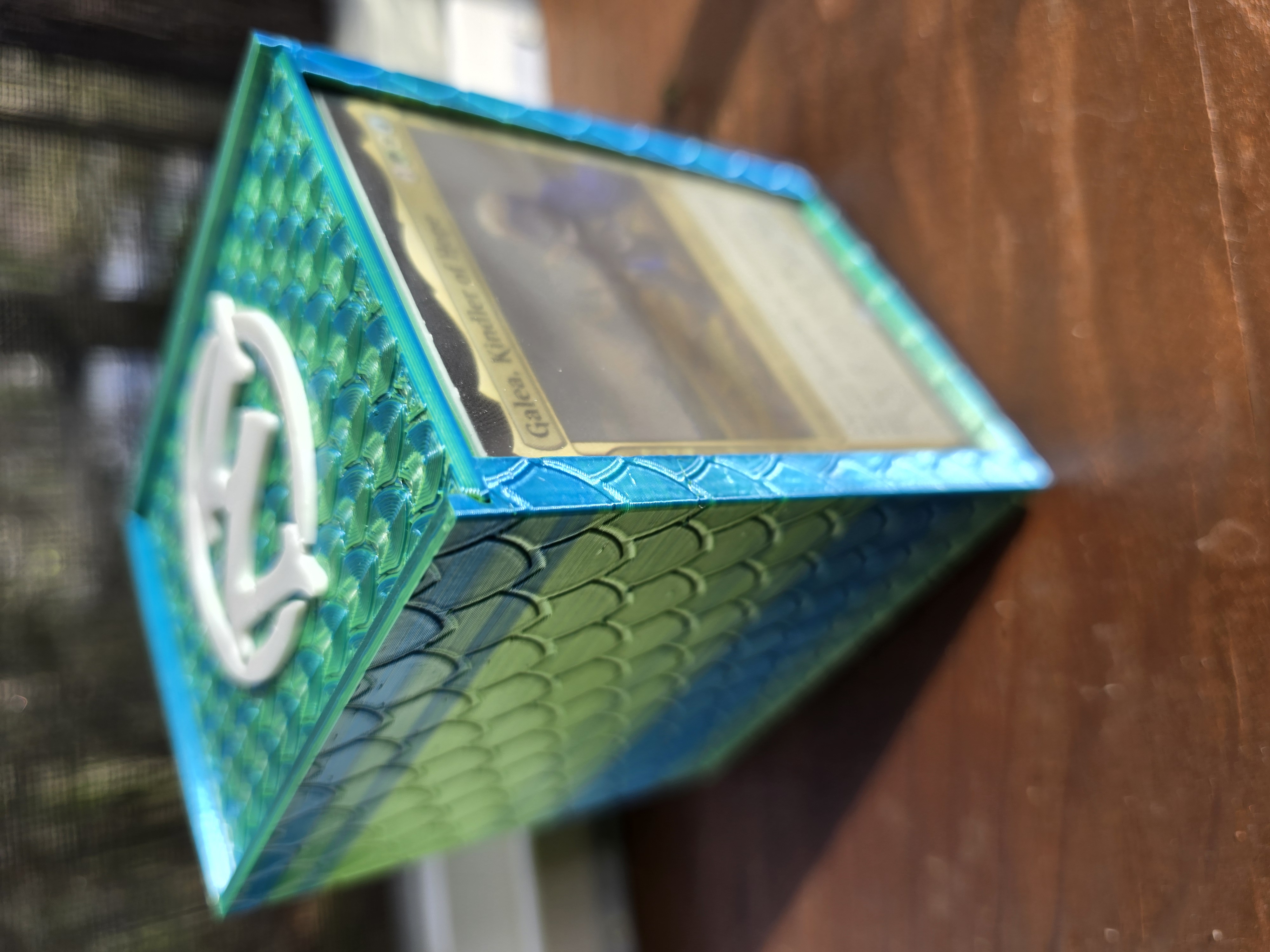 MtG - Commander Deck Box (Compact/Stackable) - Holds 100 Standard Cards — miniatura 2