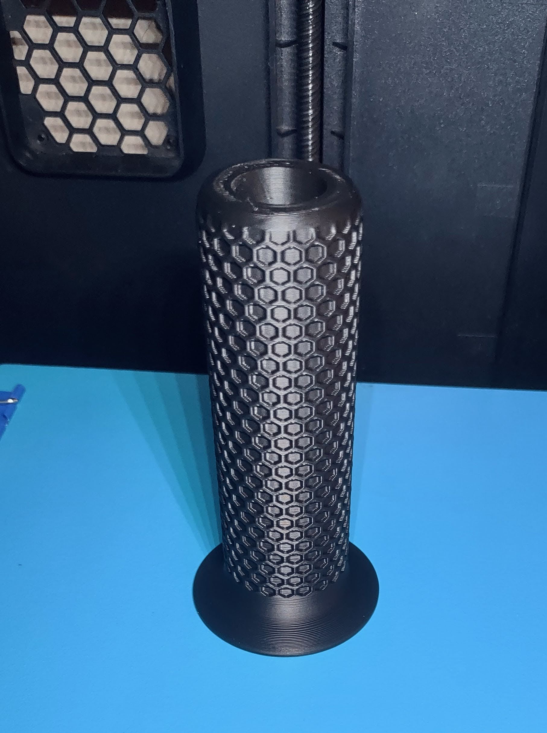Hex Pattern Handle Grip