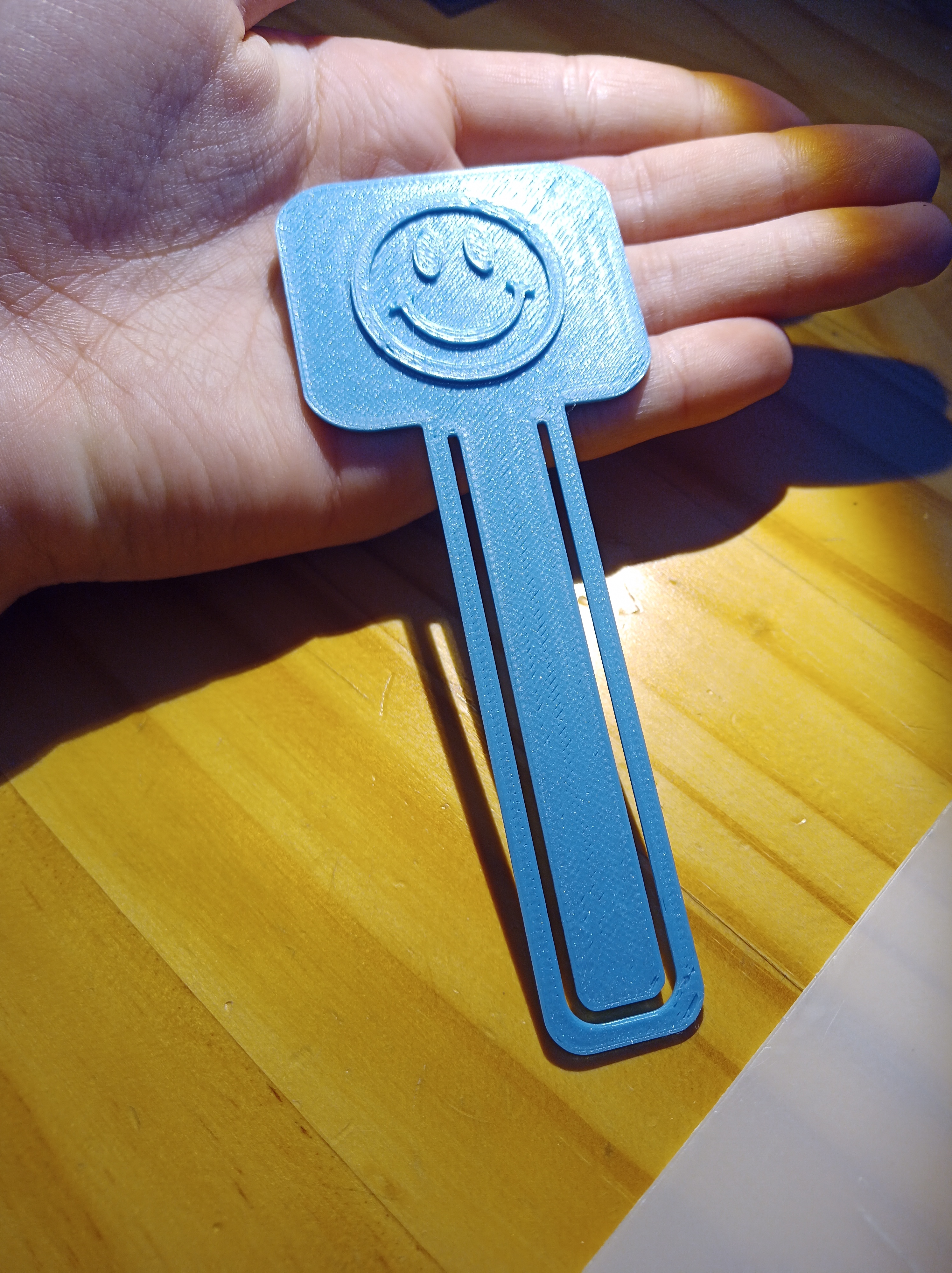 smiley book mark — thumbnail 3