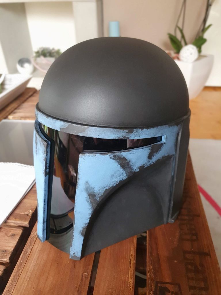 Mandalorian helmet with alignment pins by Mod20087 | Download free STL ...