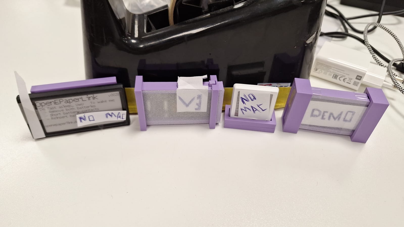 Nemo-De-Beun: Epaper Access Point Case