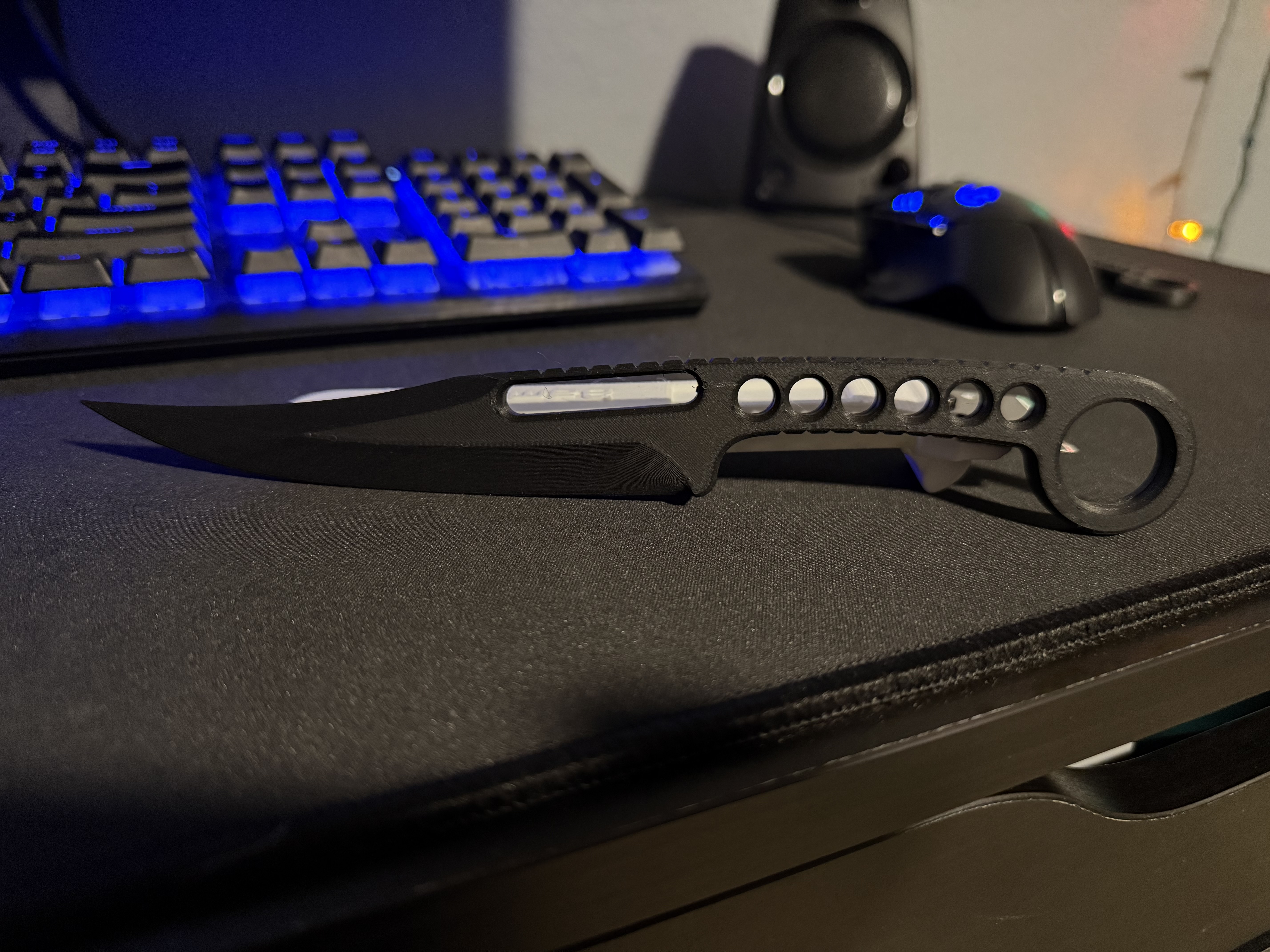Karambit Knife — thumbnail 3