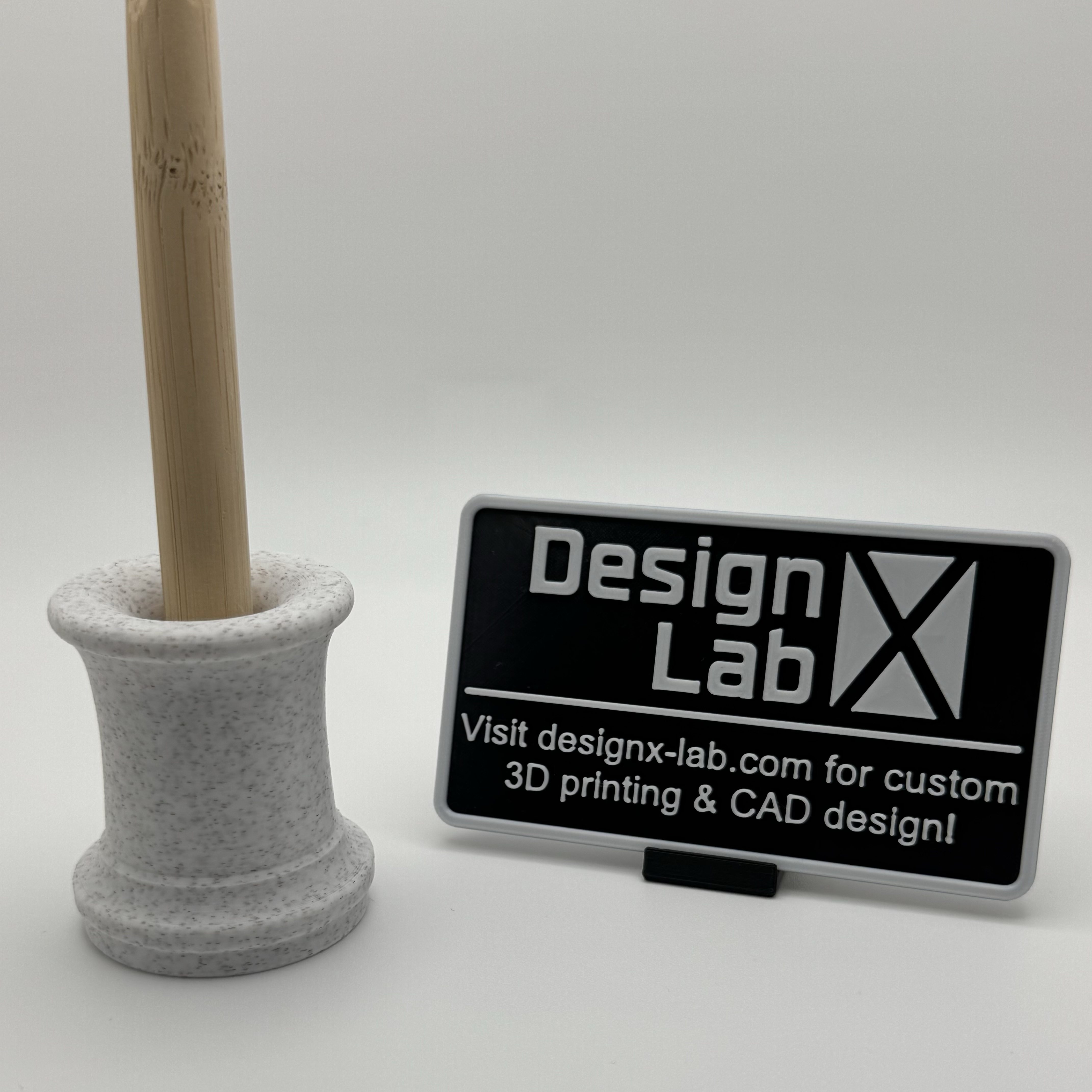 Stylish Toothbrush Stand - designx-lab.com — miniatura 6