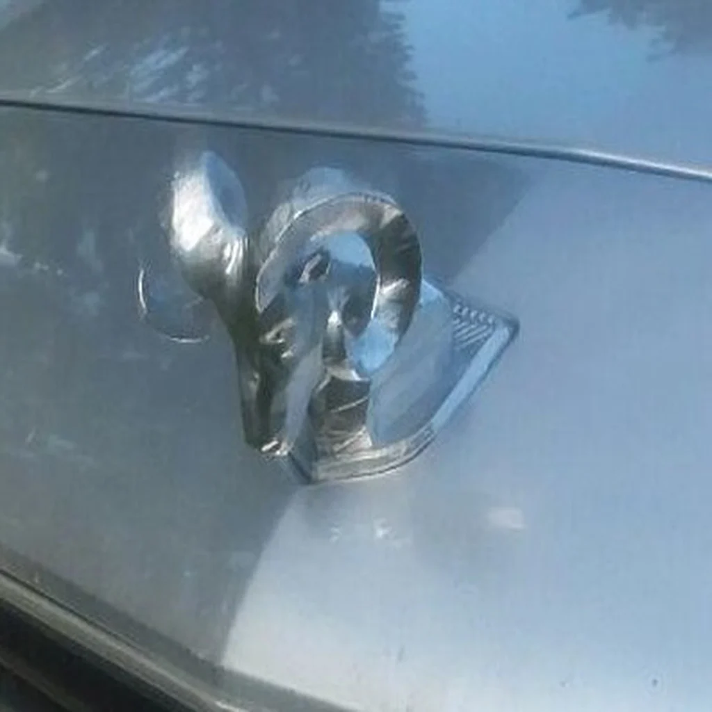 Dodge charger Classic Ram Style Low Polly Hood Ornamant