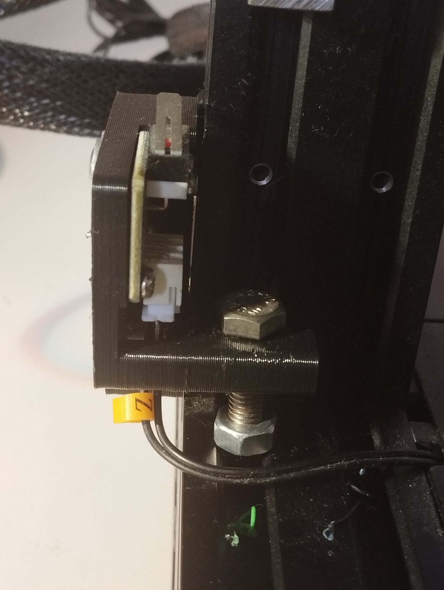 Miniatura 3 do modelo 3D Ender 3v2 - limit switch holder + button
