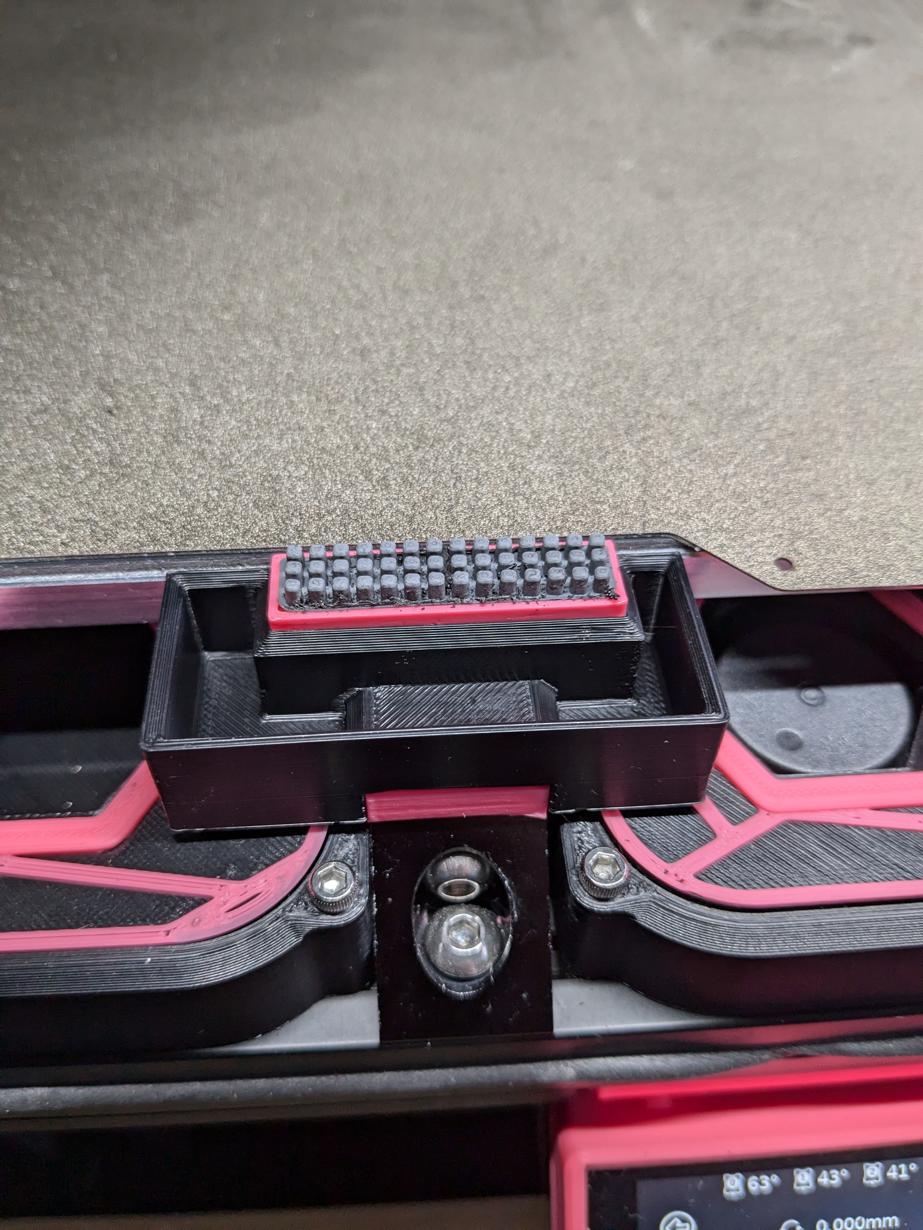 Bambu nozzle brush with tray between The Filter bed fans