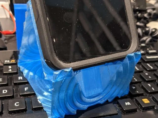 PiP Vase Mode Large Phone Charging Holder