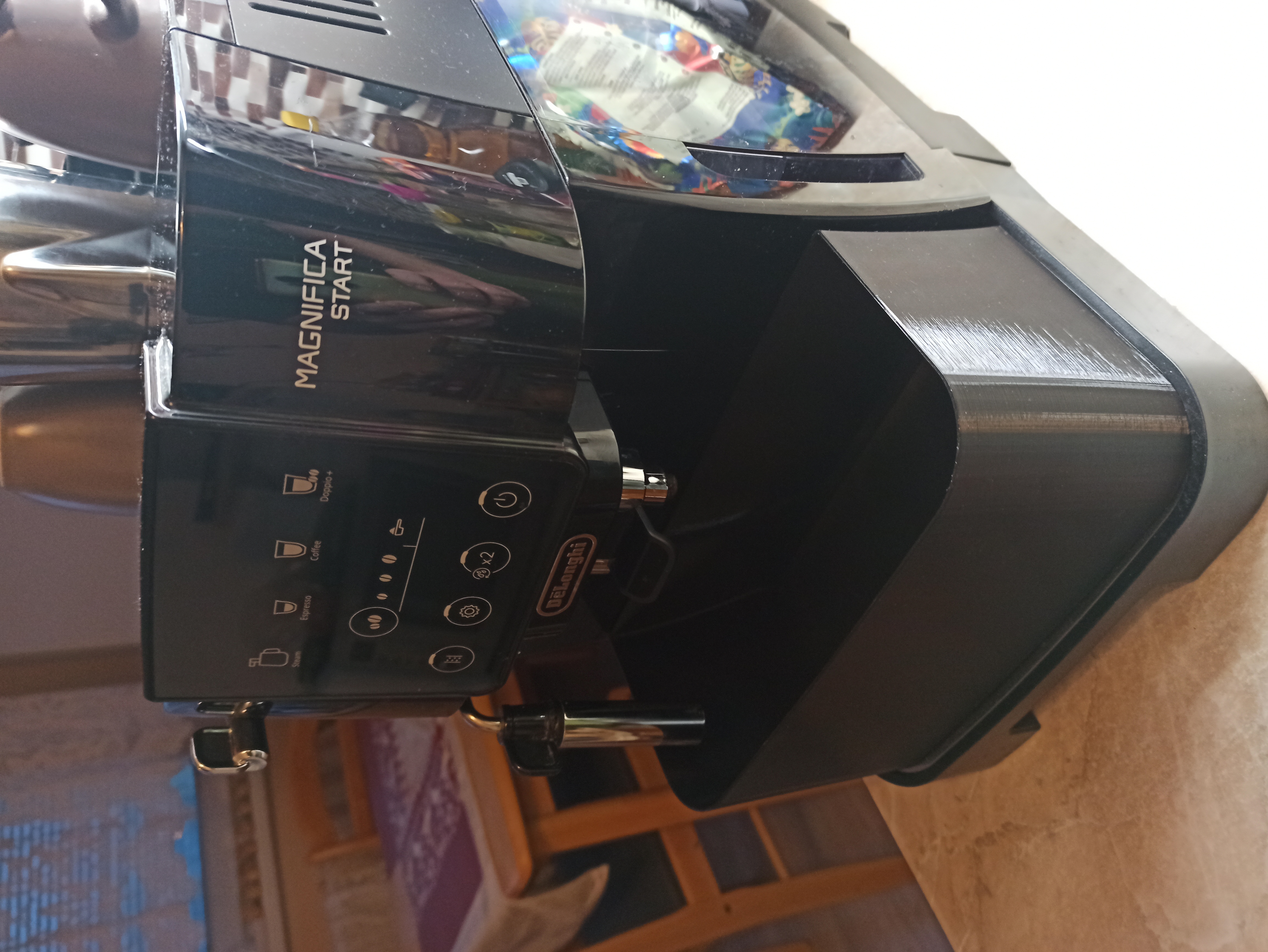 Nádoba na odvápnění kávovaru DeLonghi