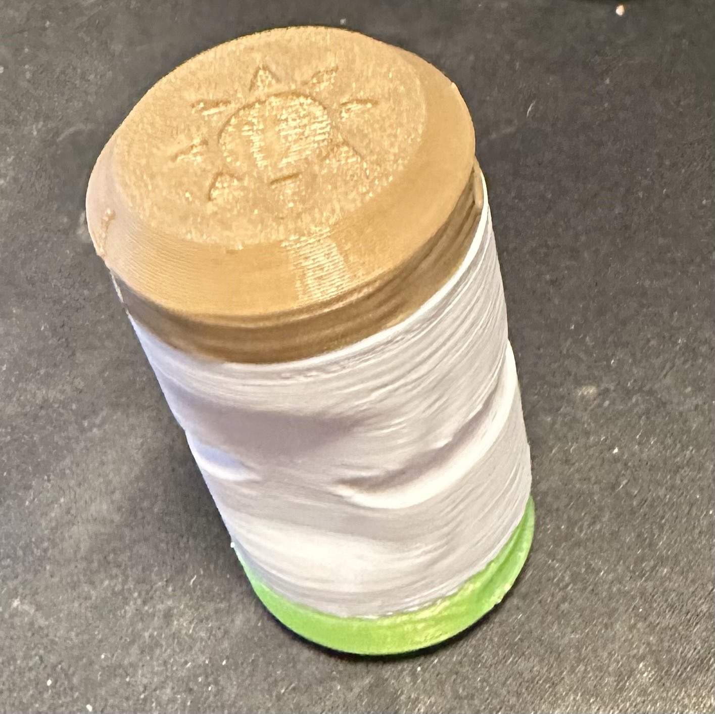 2-sided screwcap pillbox