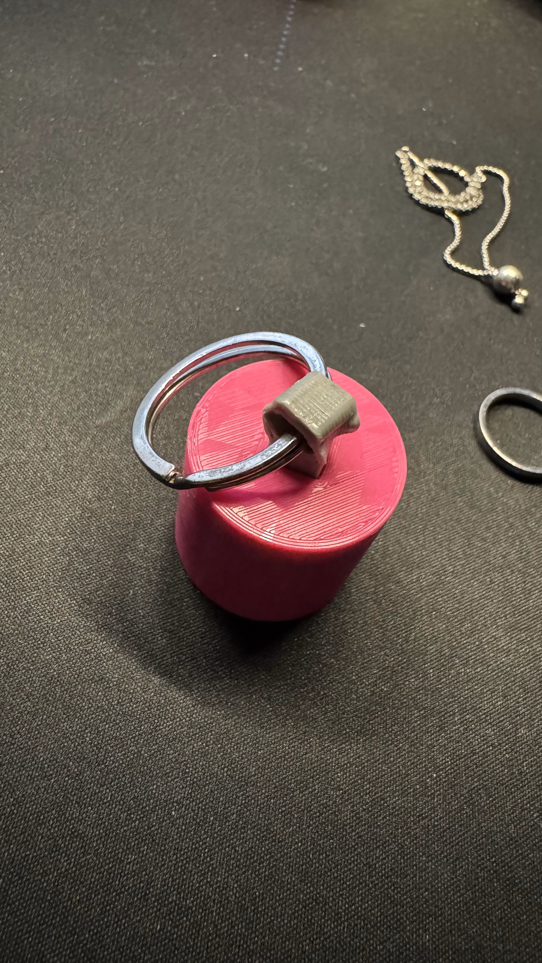 Miniatura 2 do modelo 3D Simple Secure Ring Box
