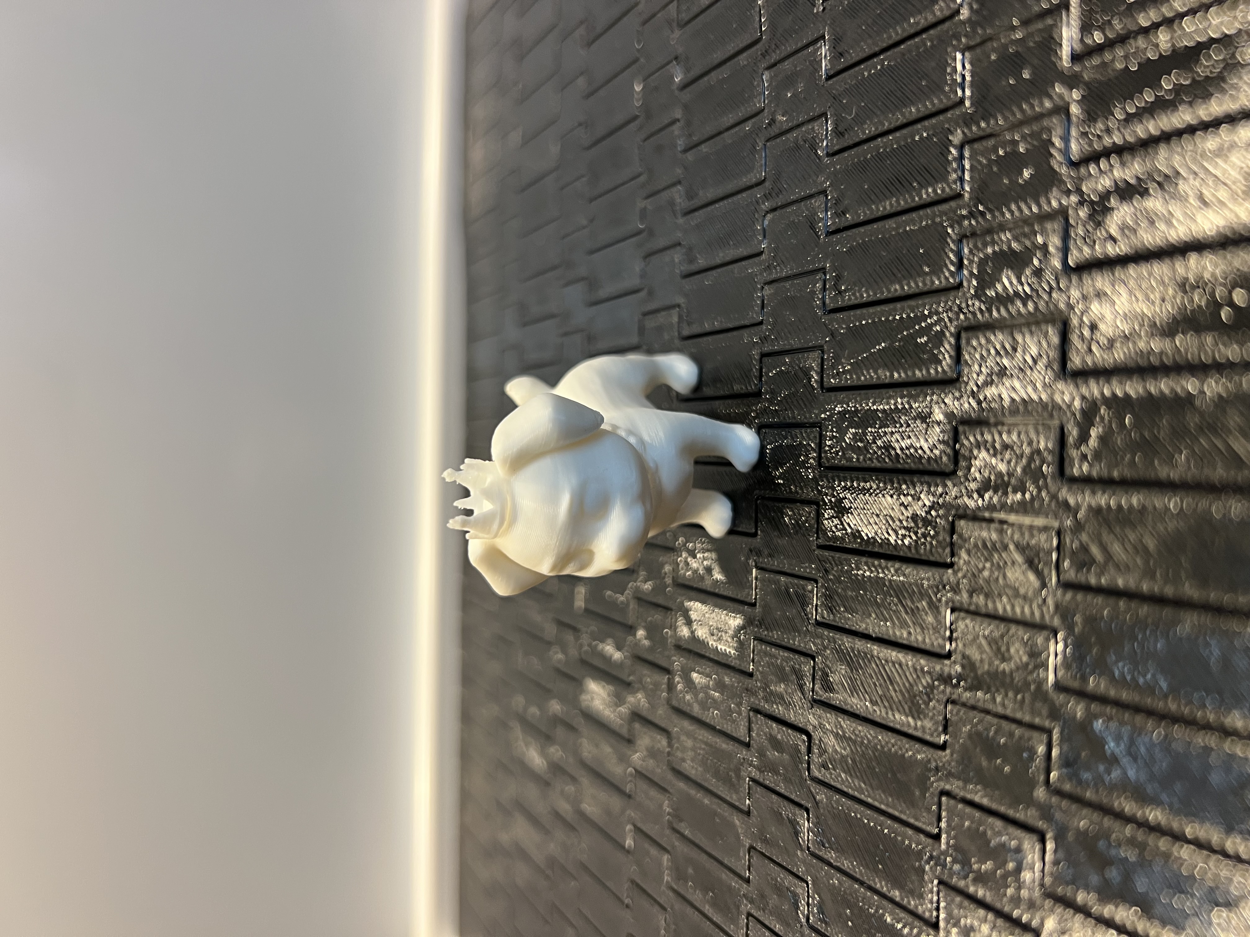 Puppy Prince wearing a necklace and crown — miniatura 3